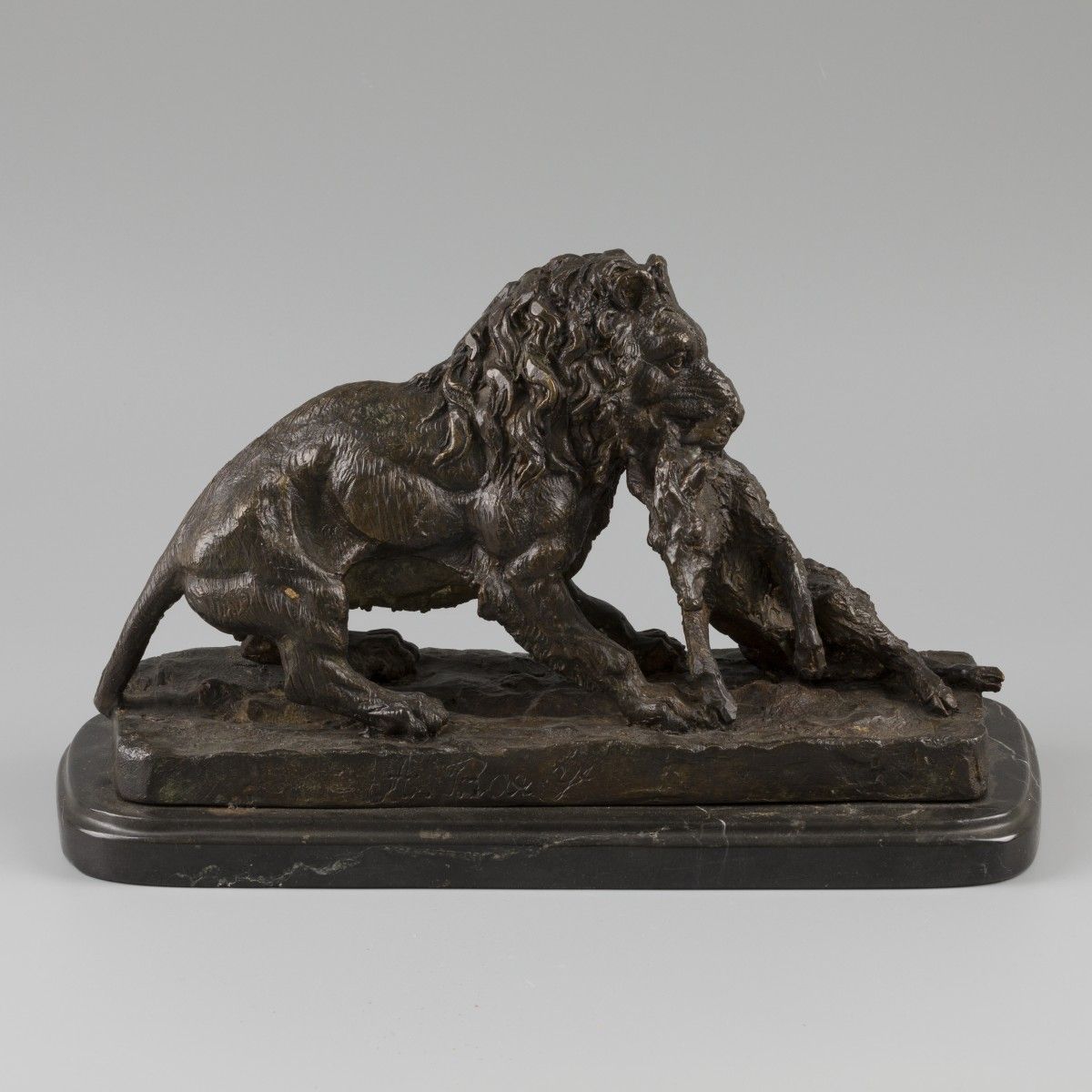 A bronze statuette depicting the Lion and the boar (Aesop), France, 20th century&hellip;