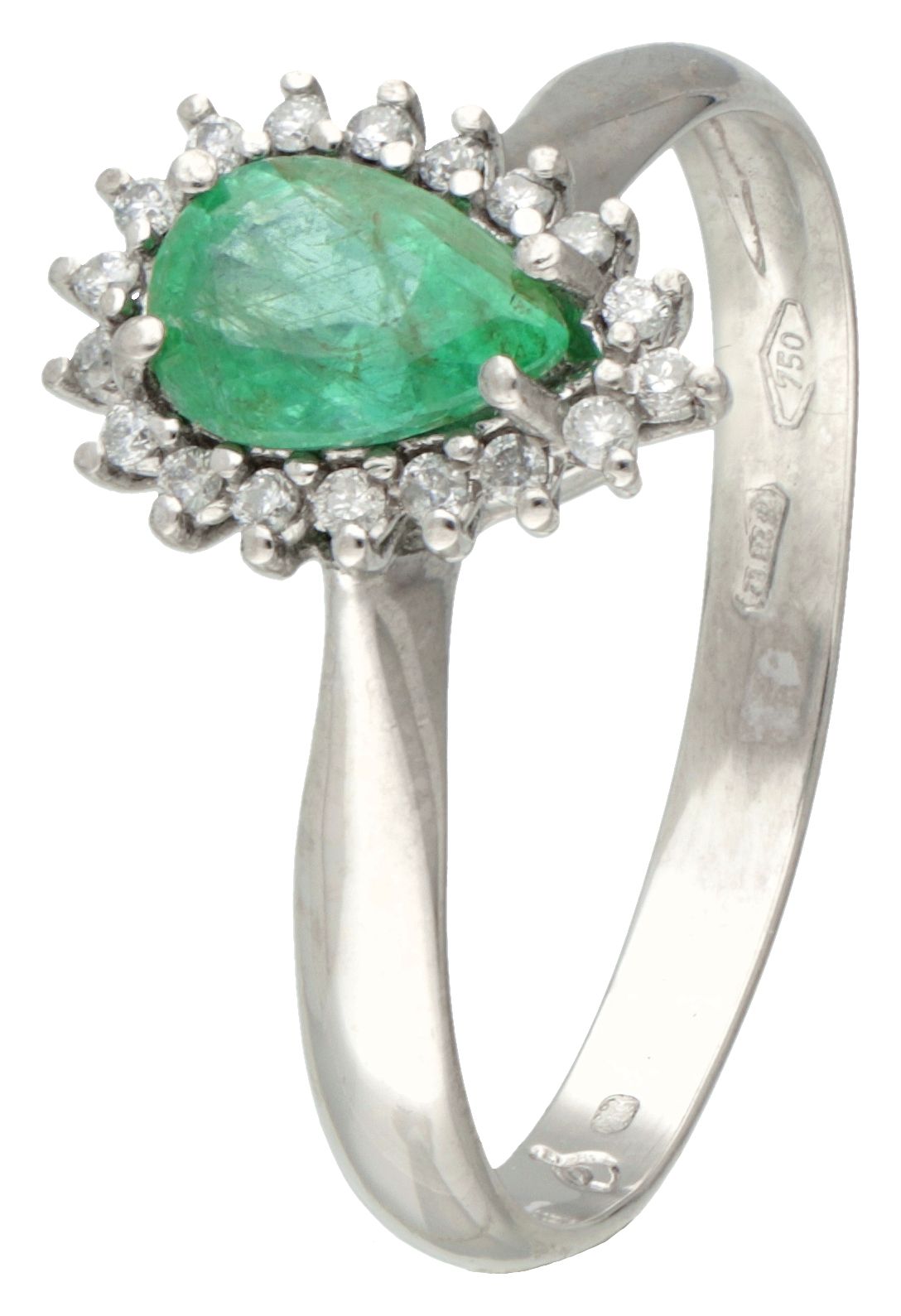 18K. White gold entourage ring set with approx. 0.56 ct. Natural emerald and app&hellip;