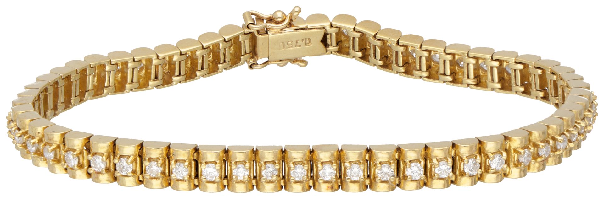 18K. Yellow gold tennis bracelet set with approx. 1.65 ct. Diamond. Con doppia c&hellip;