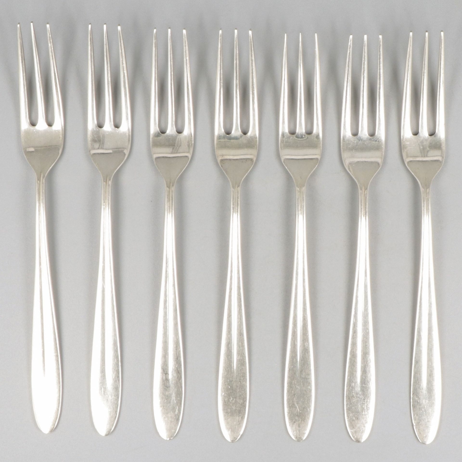 6-piece set of forks silver. Modello 400 progettato da Gustav Beran. Paesi Bassi&hellip;