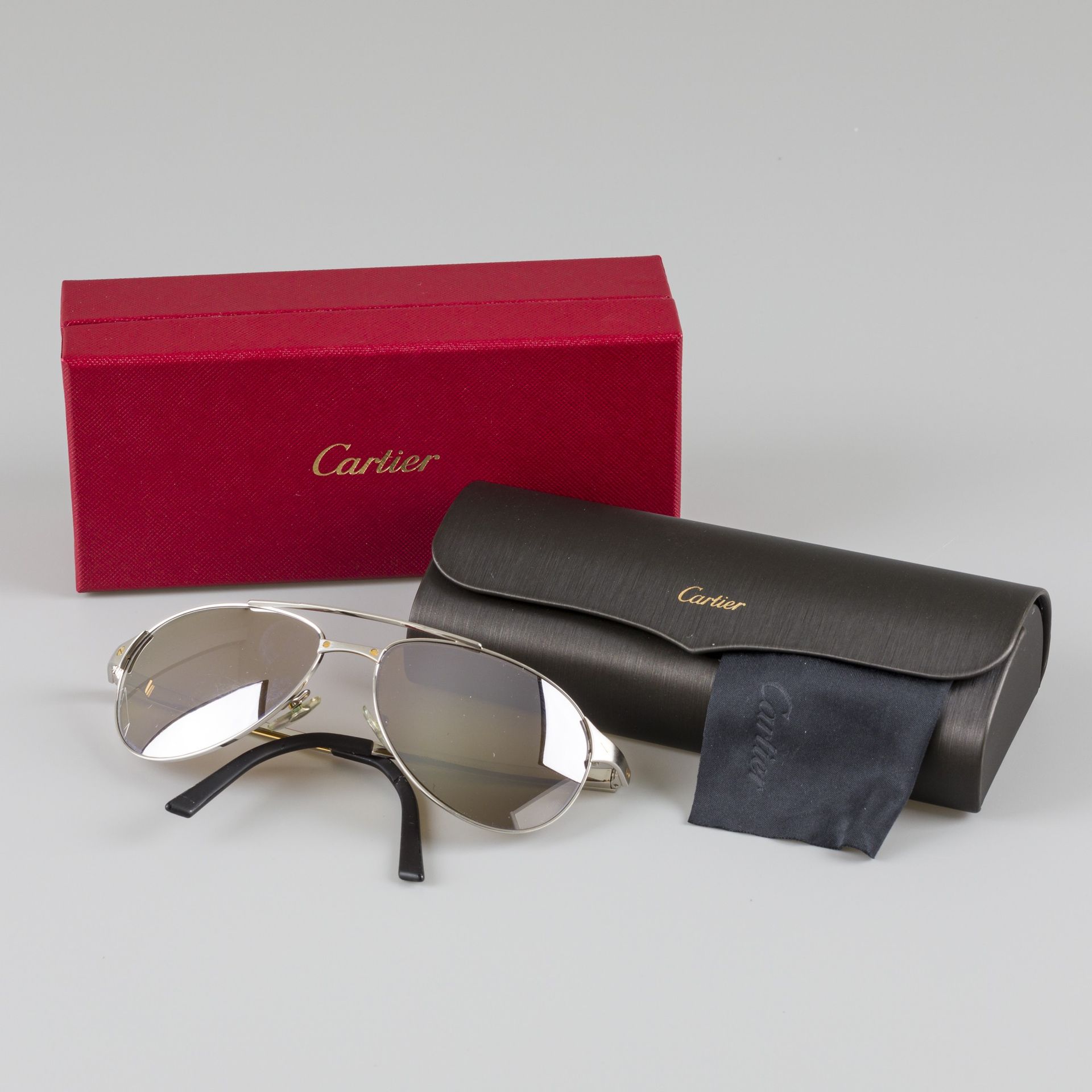 Cartier Santos Dumont Aviator sunglasses. Completo con estuche y caja. Francia, &hellip;