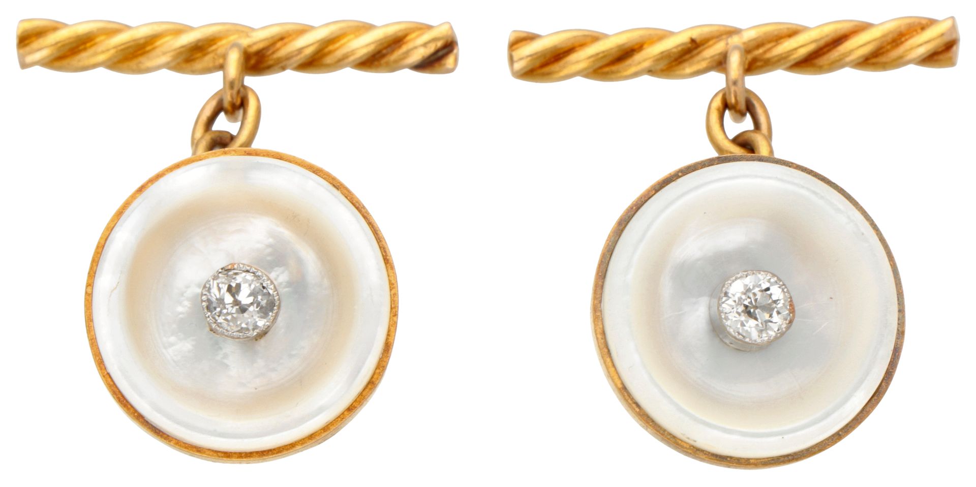 Antique 20K. Yellow gold cufflinks set with approx. 0.26 ct. Diamond and mother-&hellip;