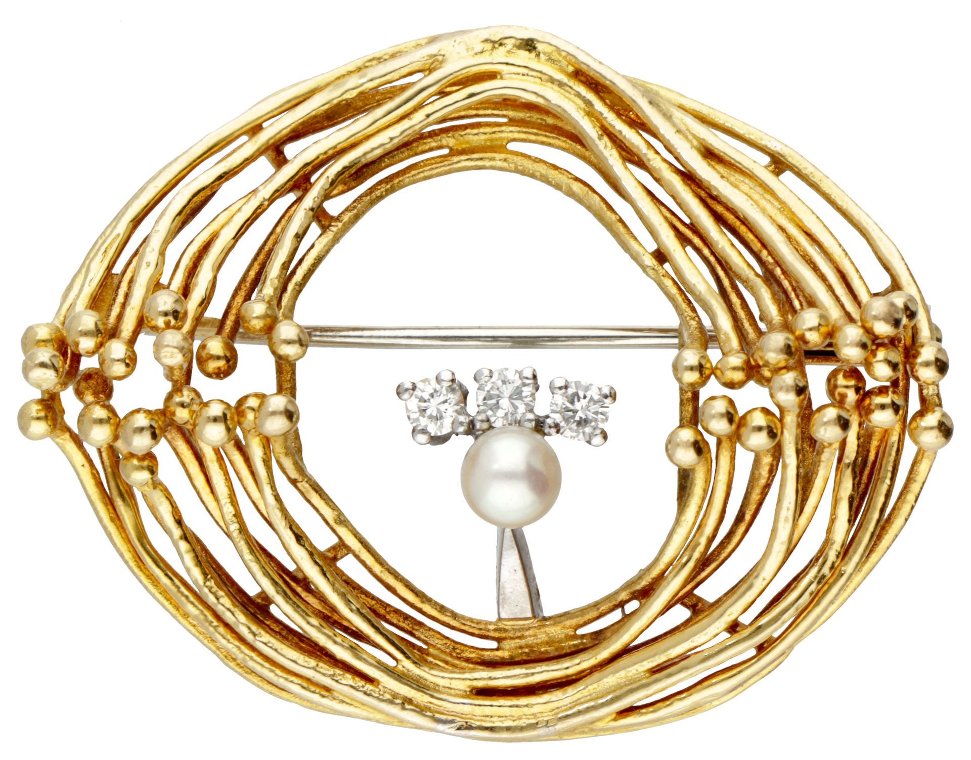18K. Yellow gold brooch set with approx. 0.15 ct. Diamond and a pearl. 印章：750。镶有&hellip;