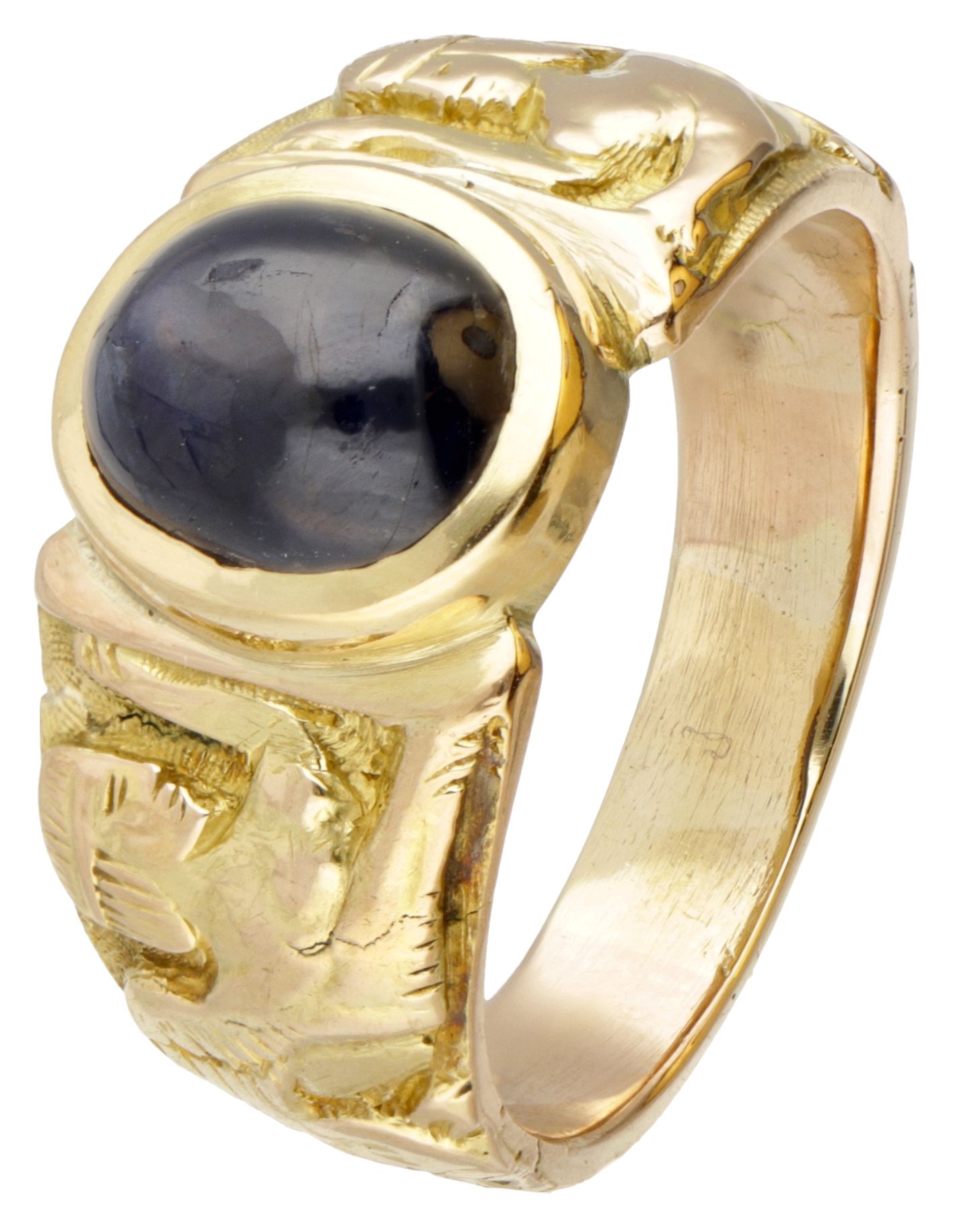 18K. Yellow gold ring set with approx. 4.50 ct. Natural sapphire, flanked by two&hellip;