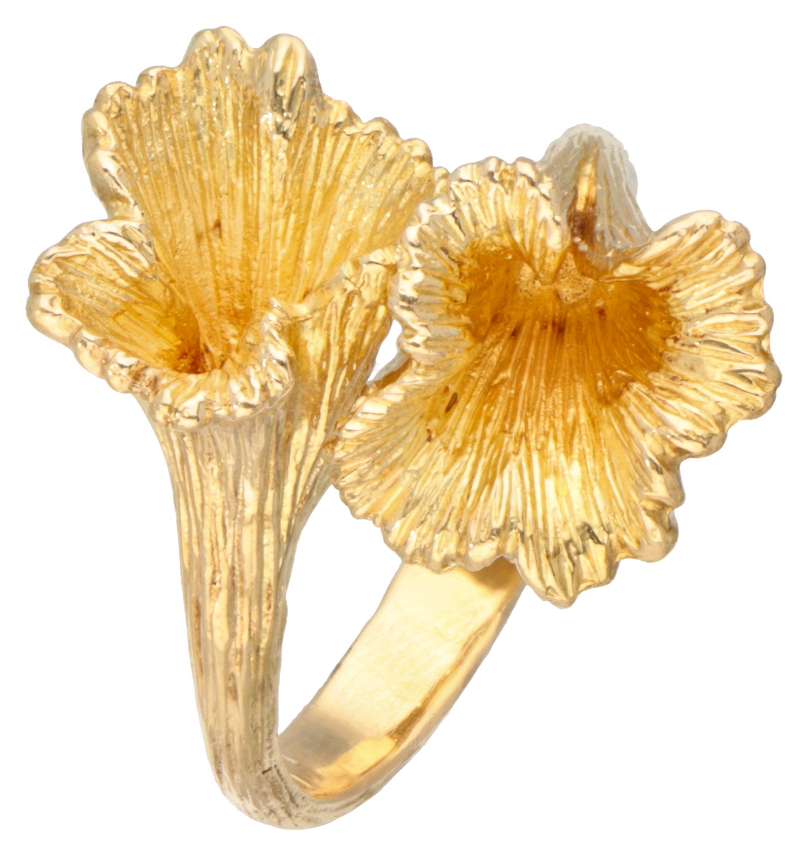 18K. Yellow gold floral design ring. Hallmarks: 750, unclear maker's mark. In go&hellip;