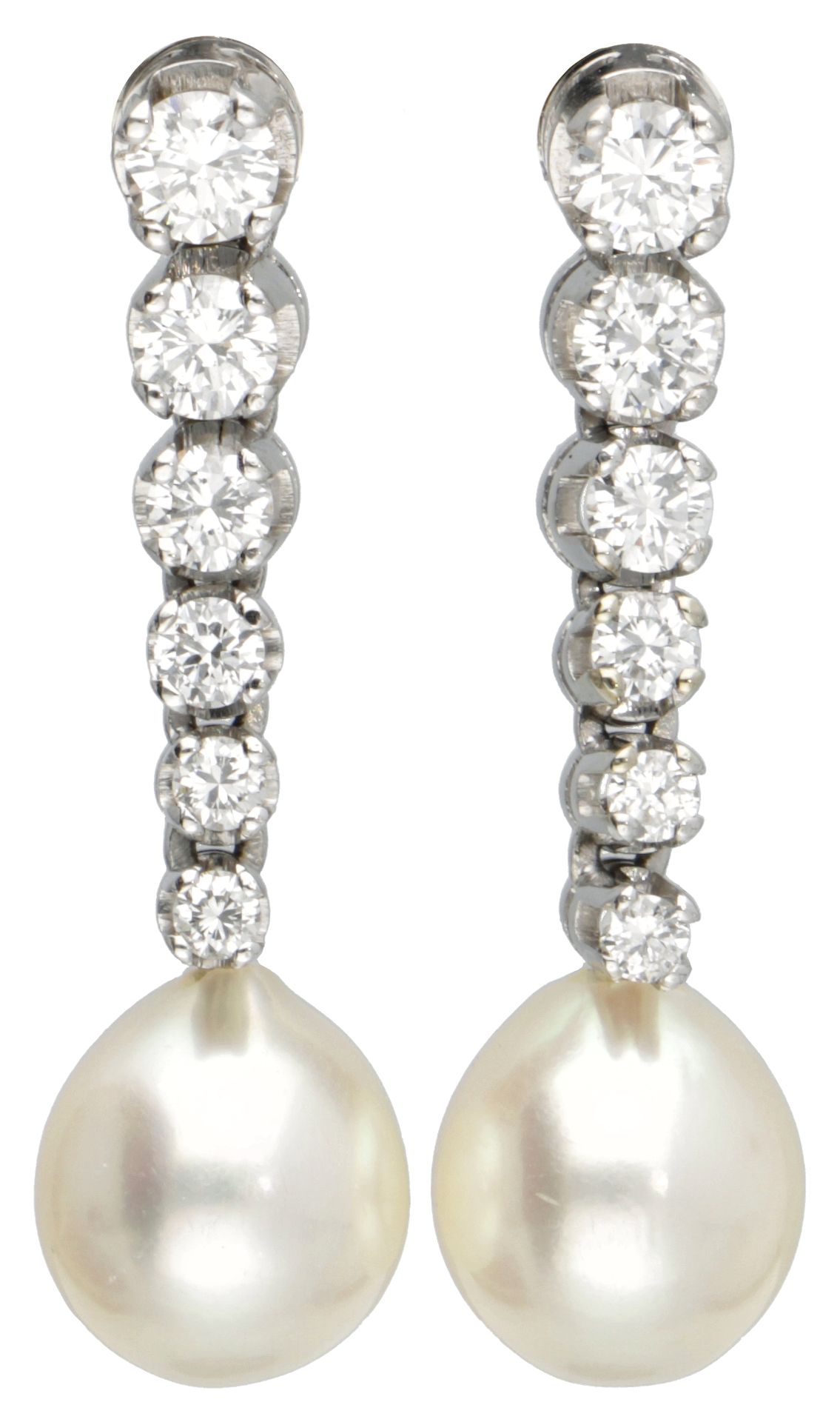 18K. White gold earrings set with approx. 0.85 ct. Diamond and pearl. Hallmarks:&hellip;