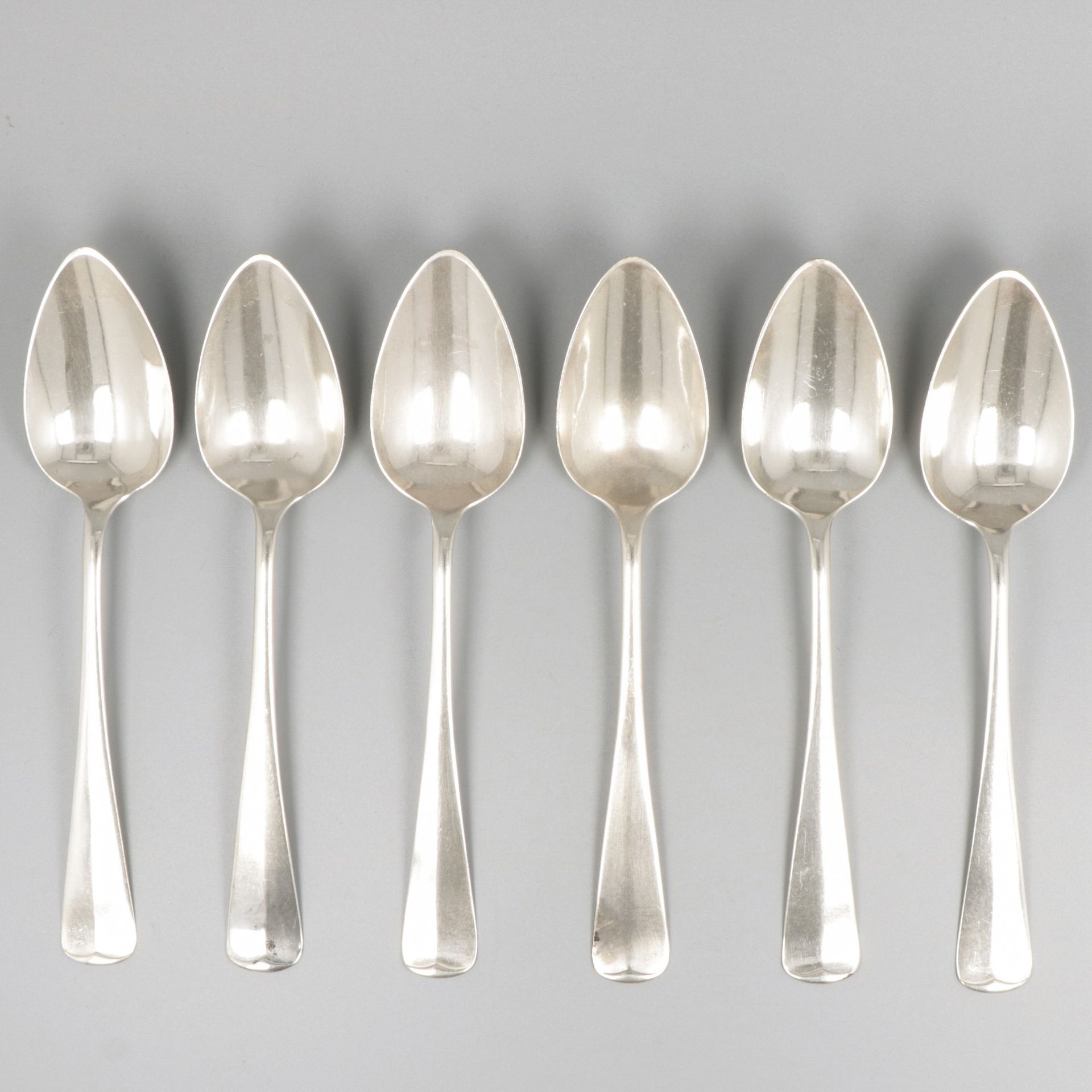 6-piece set dinner spoons "Haags Lofje" silver. "Haags Lofje"。荷兰 , Voorschoten, &hellip;