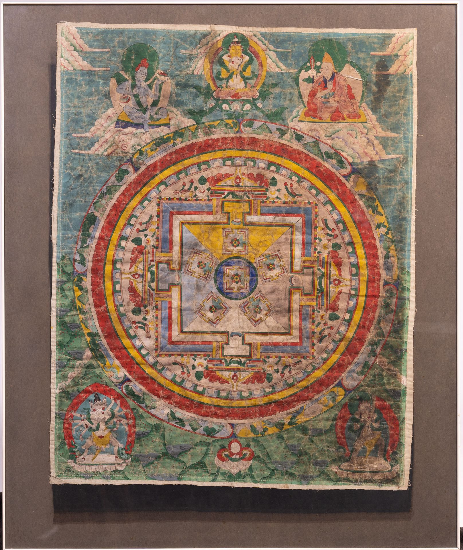 A 'mandala' thangka, Tibet, 19th/20th C. Thangka "mandala", Tibet, 19e/20e siècl&hellip;