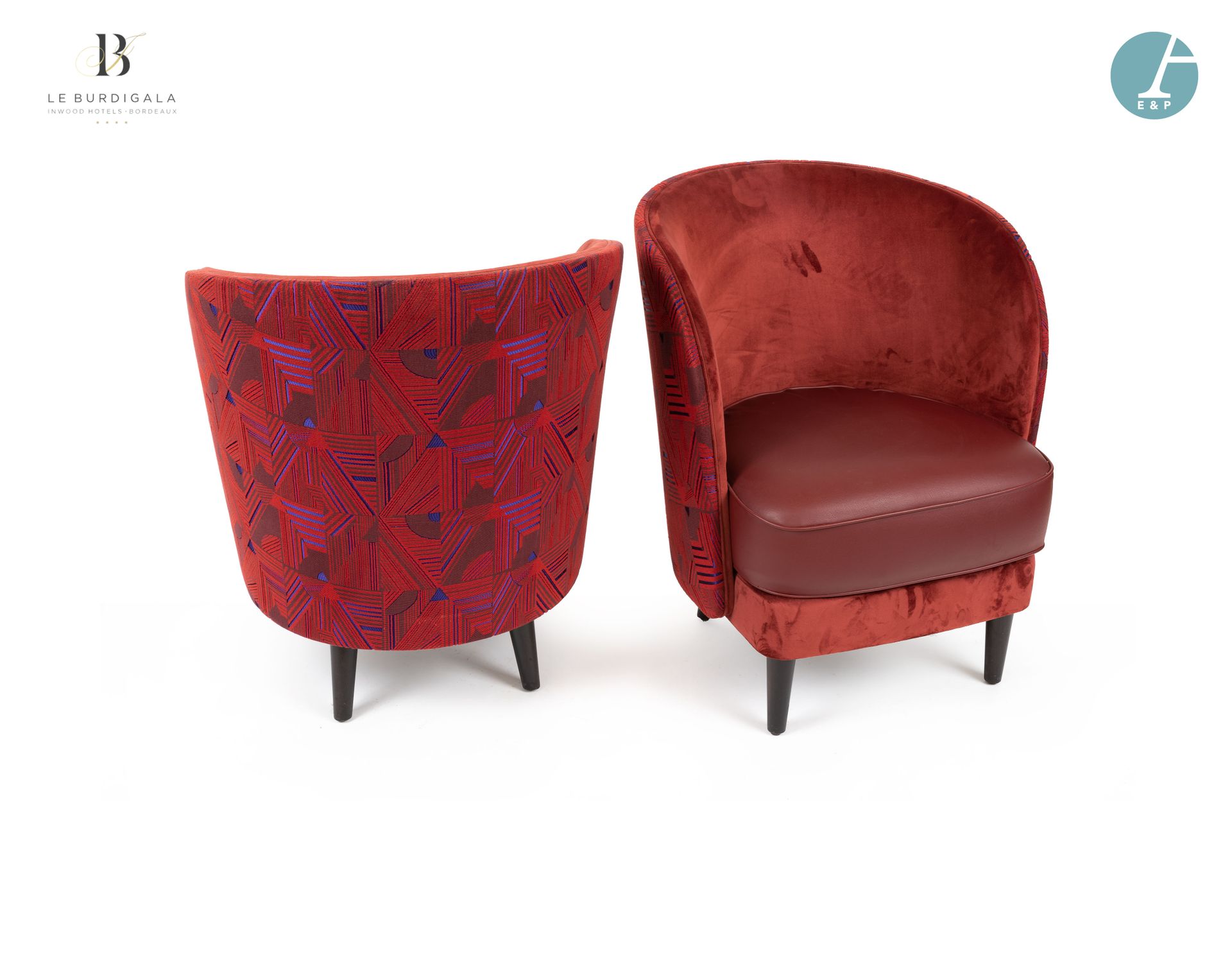 Null 从波尔多的4*酒店Burdigala出发





COLLINET SIEGES，一对低矮的扶手椅，贡多拉椅背，酒红色的仿皮座椅，酒红色的天鹅绒装饰&hellip;