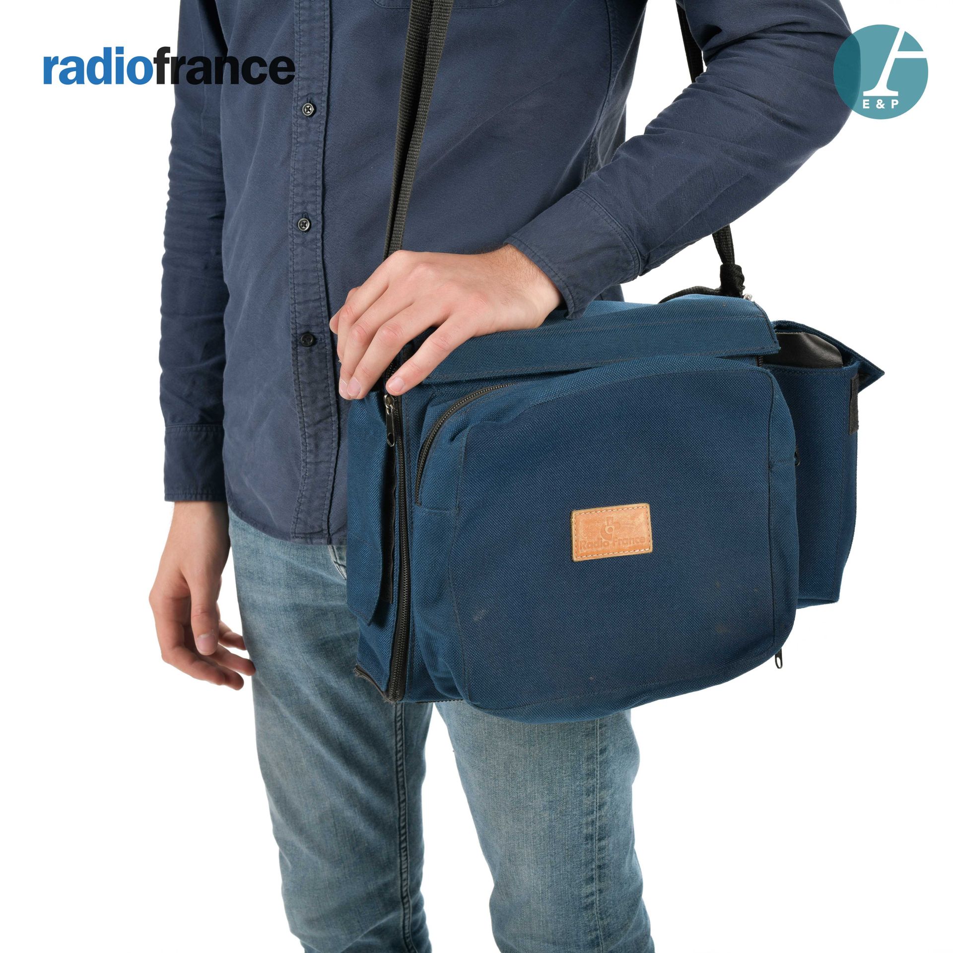 Null NAGRA Enregistreur numérique, Ares-C, avec sa sacoche en tissu bleu marine &hellip;