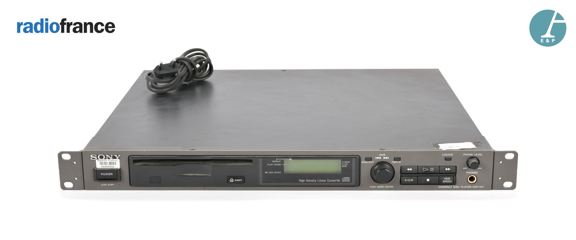 Null SONY, compact disc player CDP-D11

H: 4,5cm - W: 48cm - D: 36,5cm

Reformed&hellip;