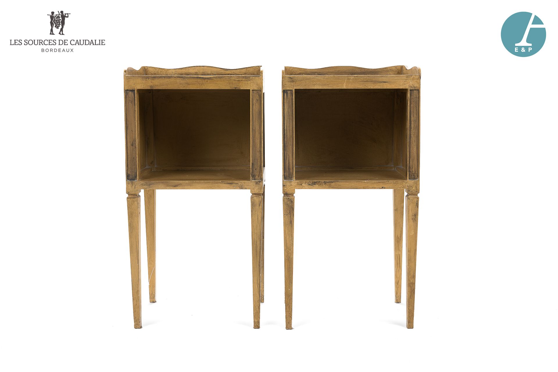 Null From the room n°1 "L'Etiquette

Pair of bedside tables, in natural wood lac&hellip;