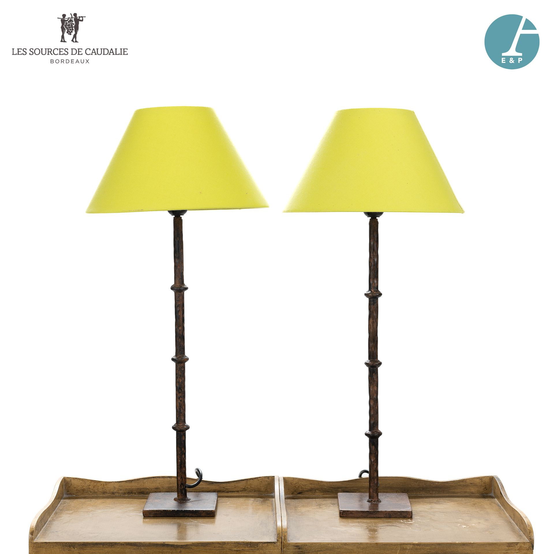 Null From Room n°1 "L'Etiquette

Pair of wrought iron lamps, ringed foot, anise &hellip;