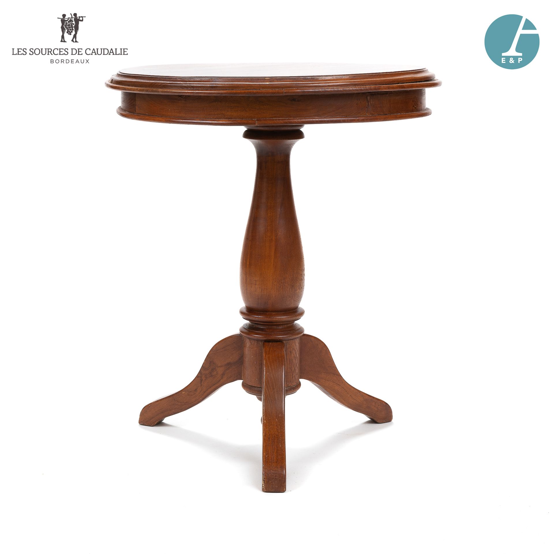 Null From the room n°15 "Le Port de la Lune

Round pedestal table in mahogany st&hellip;