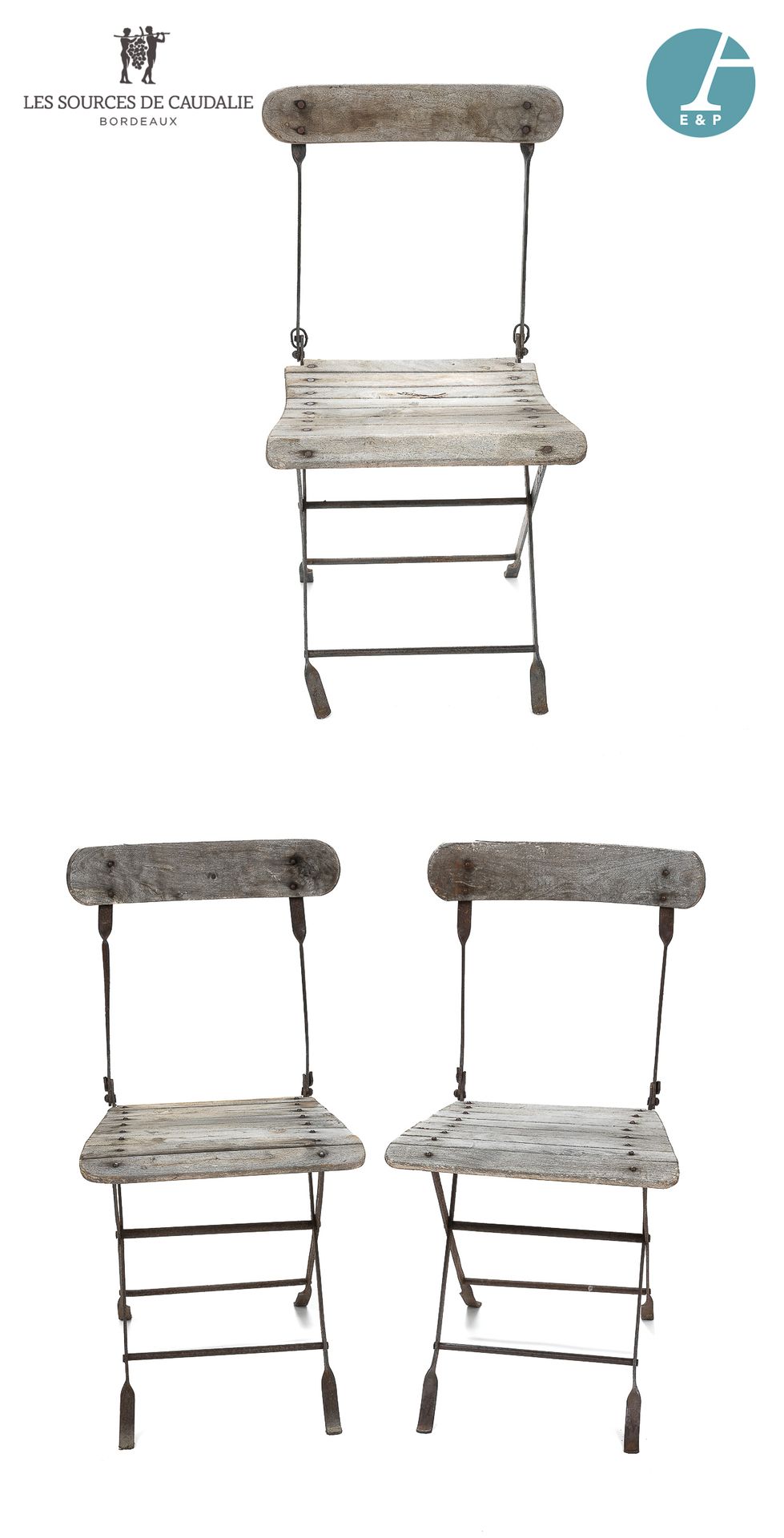 Null 一套三把锻铁花园椅，柚木座椅

使用状况 - 痕迹和磨损。

高：89厘米 - 宽：48厘米 - 深：54厘米