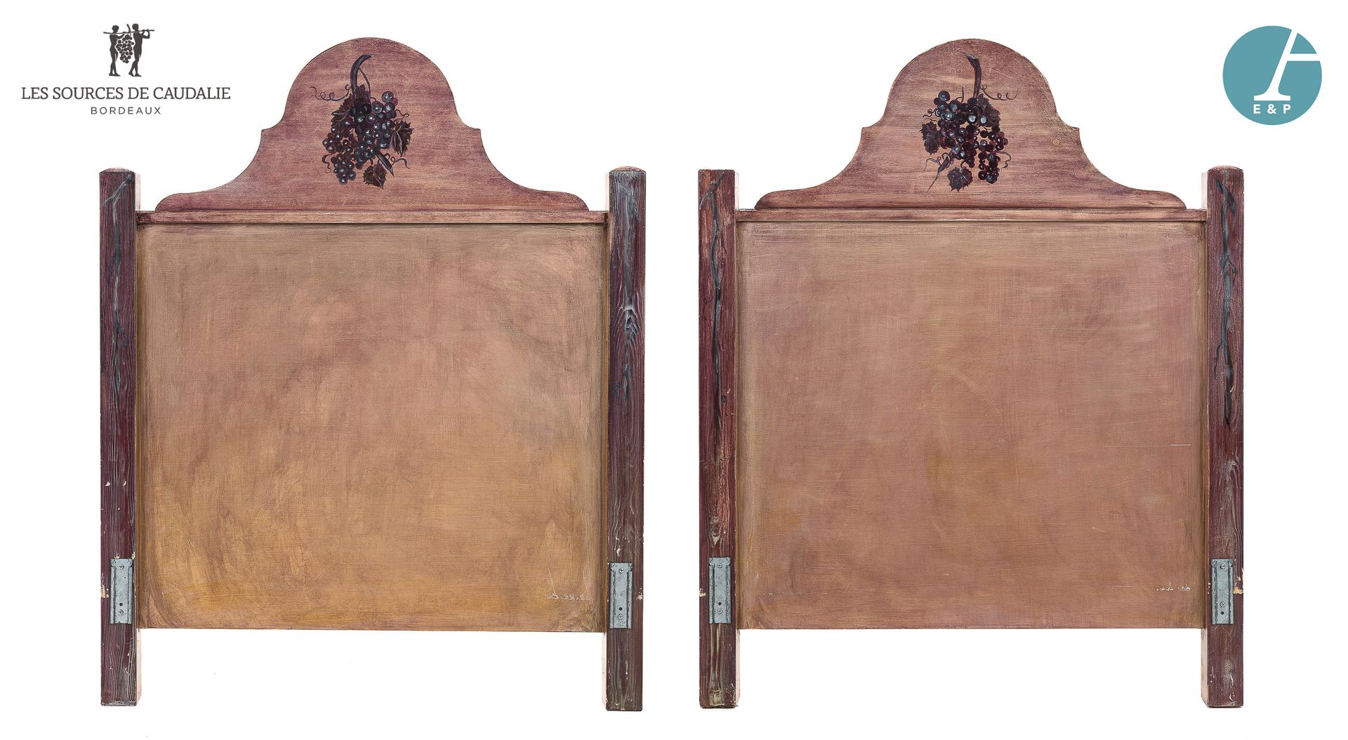 Null From the room n°11 "Les Vendanges

Pair of purple lacquered wood headboards&hellip;
