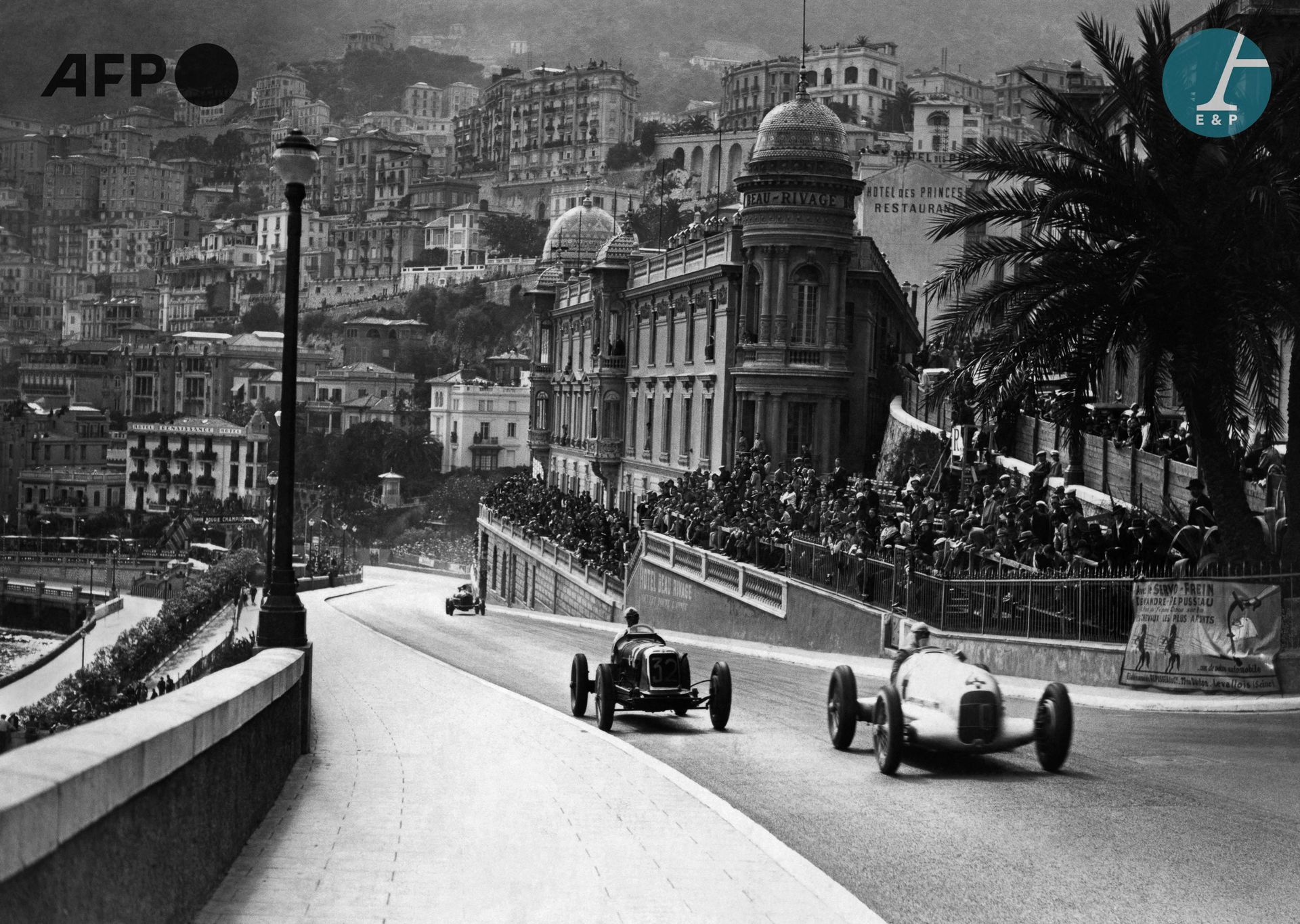 Null 
AFP

1935年4月22日，意大利赛车手Luigi Fagioli和Luigi Soffietti在蒙特卡洛赛车场进行的决斗。
1935年4月2&hellip;