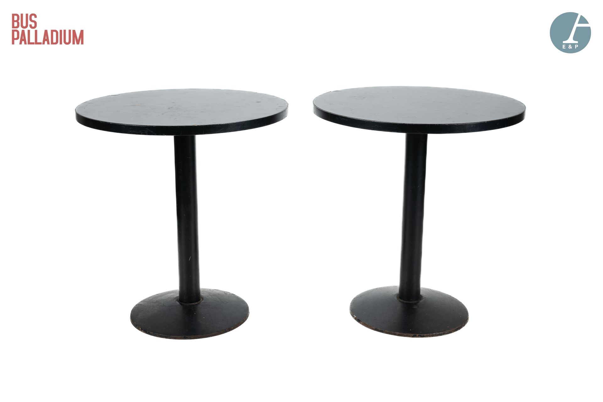 Null From the Palladium Bus

Two round tables, black plywood top, cast iron base&hellip;