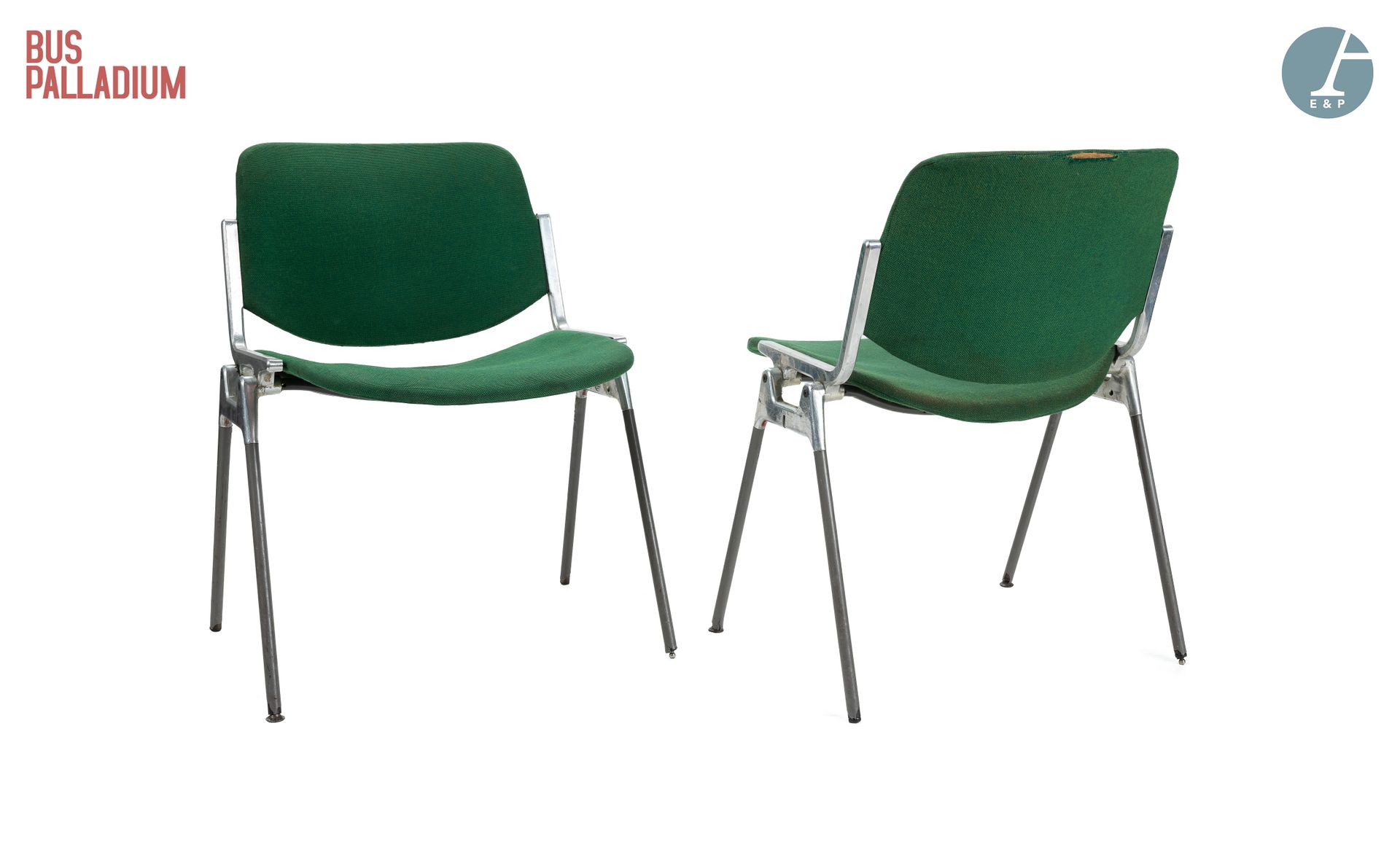 Null 从公交车上的一楼的酒吧出发



Giancarlo PIRETTI 设计师（生于1940年） CASTELLI JDC出版社



一对椅子，型号为&hellip;