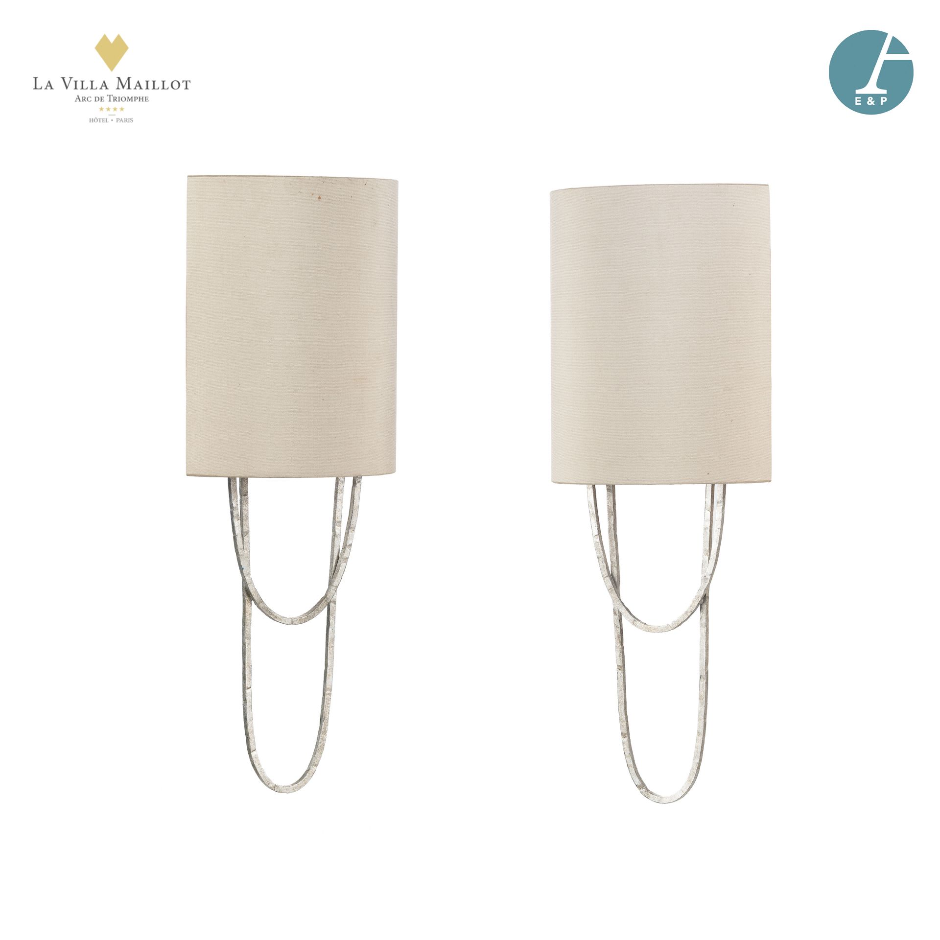 Null PORTA ROMANA.
Pair of "Pendolino TWL585" sconces in burnished silver. Fabri&hellip;