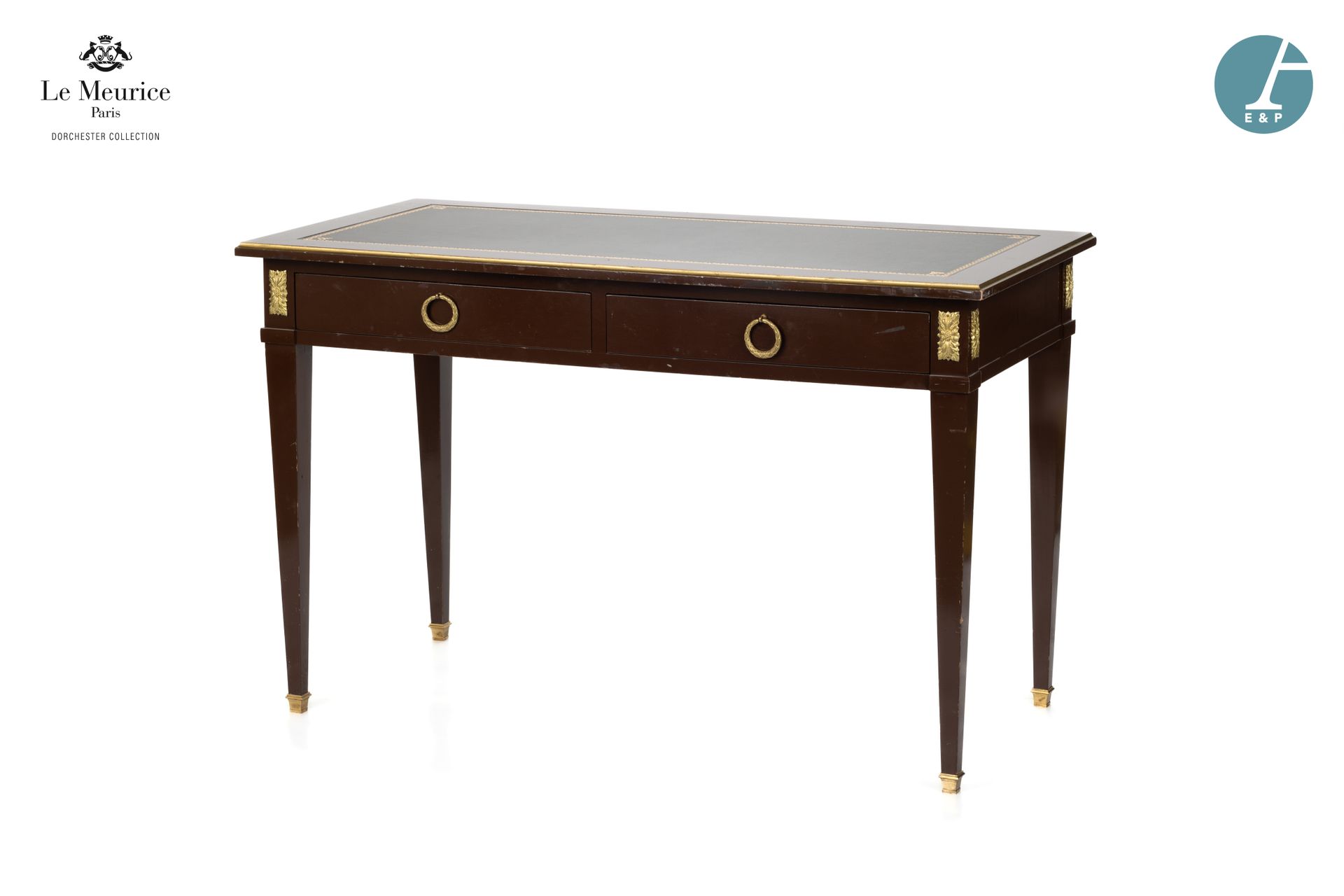 Null From Hôtel Le Meurice.
Flat desk in mahogany-stained wood, the rectangular &hellip;