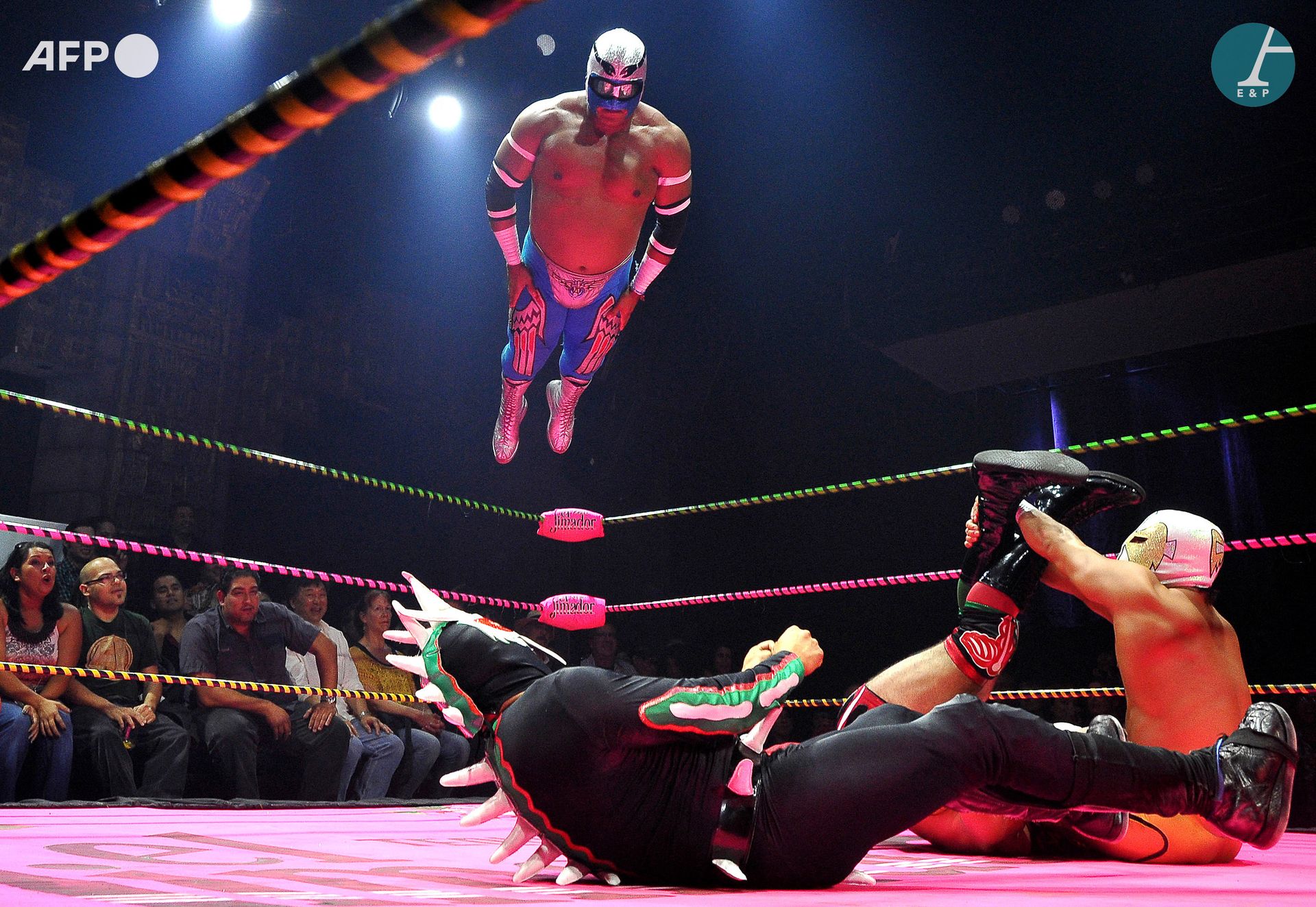 Null AFP - Joe Klamar
Wrestlers during Lucha Va Voom's Cinco de Mayan show at th&hellip;