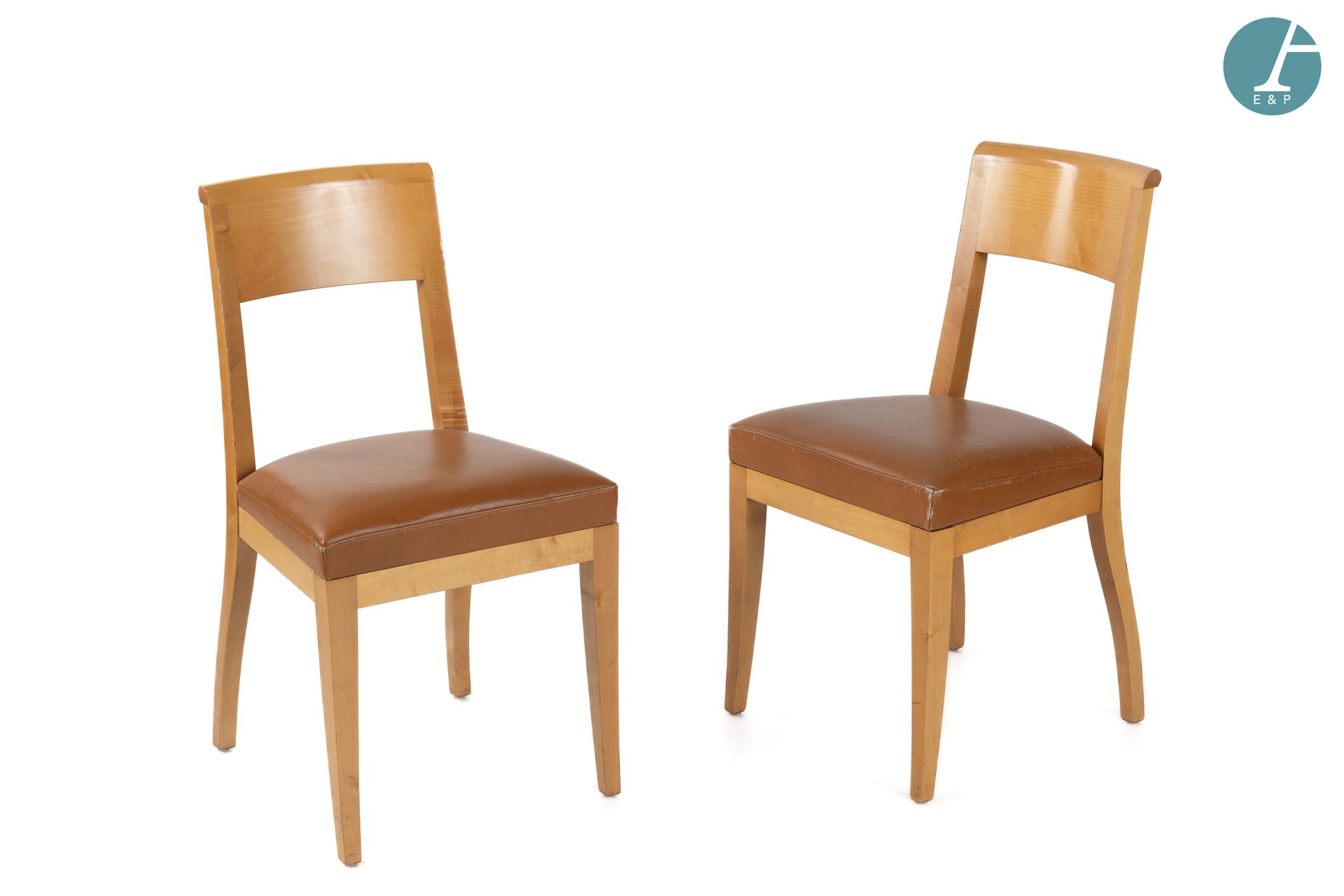 Null Philippe HUREL (1942-2022) 
Paire de chaises
En bois naturel, tapissées de &hellip;