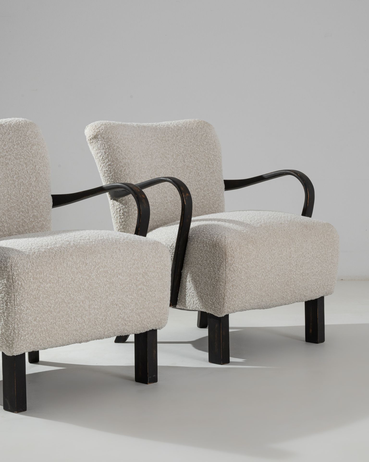 Null Jindrich HALABALA (1903-1978) Pair of armchairs Model H-410 (c.1940) New up&hellip;