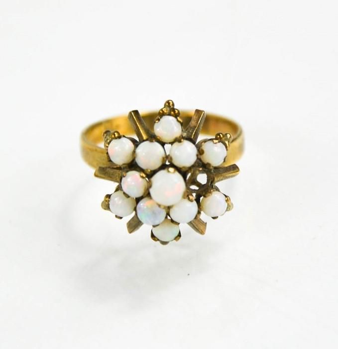 Null A 14ct gold and opal cluster ring, size N/O, 3.2g.