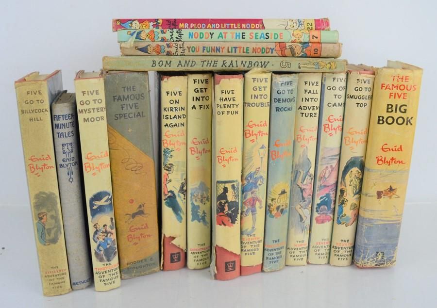 Null Un grupo de libros de los cinco famosos de Enid Blyton y Noddy