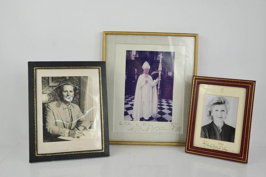 Null Autographes : trois photographies signées ; la princesse Alexandra, l'honor&hellip;