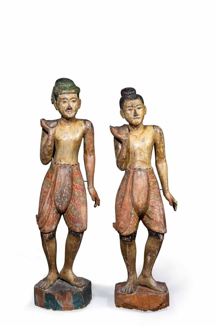 Null BIRMANIE - XVIIIe/XIXe siècle

Deux statues en bois laqué polychrome d'atte&hellip;