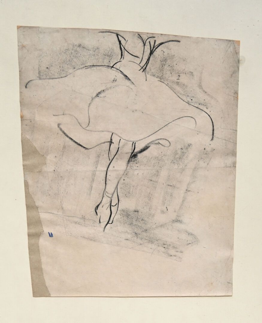 Null Charles Félix GIR (1883-1941) "Study of a dancer on pointe" Charcoal on cut&hellip;