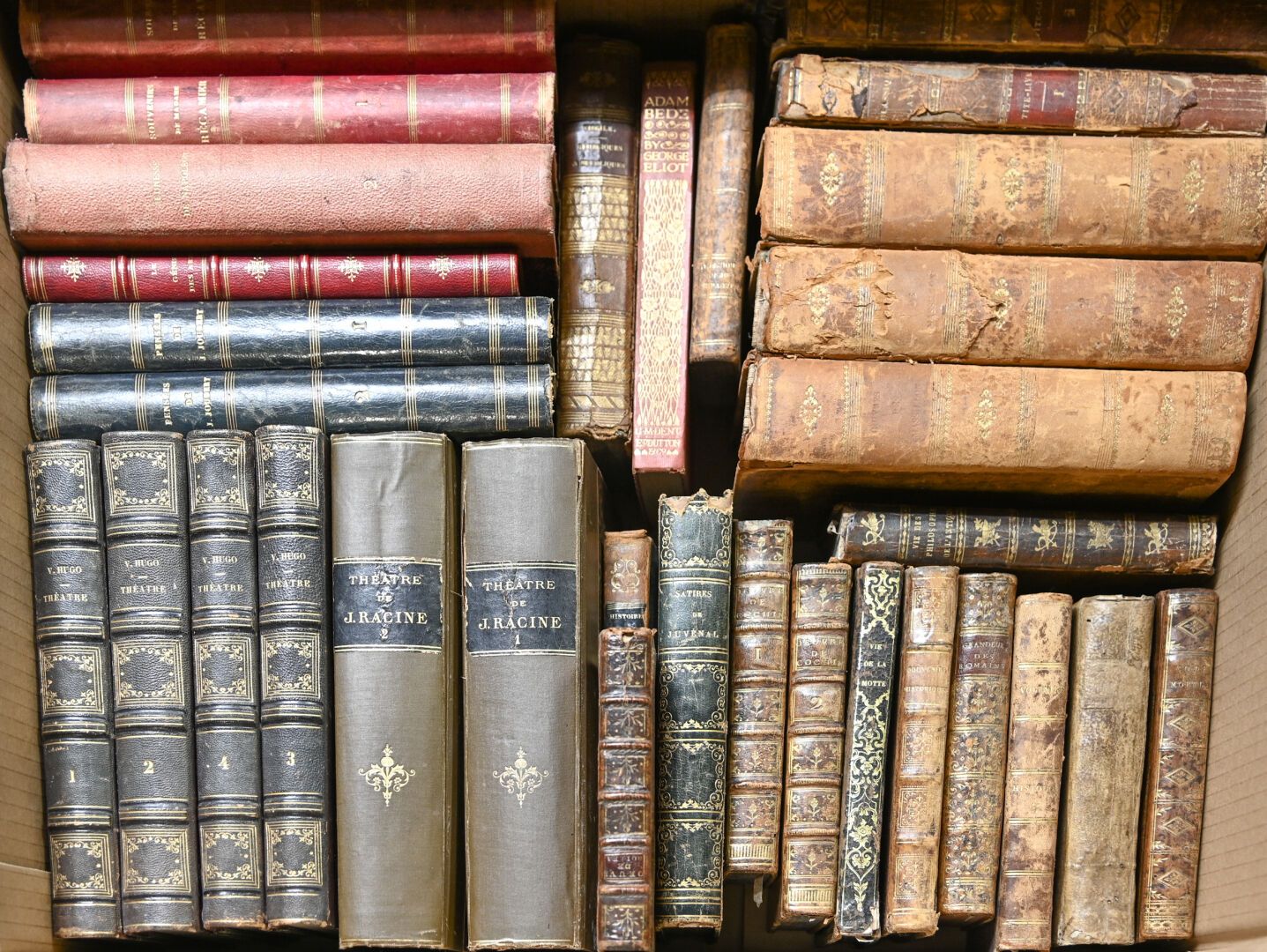 Null [古代书籍] 2箱装订的书籍（约50卷），包括:BERQUIN.OEuvres complètes.1802年，10卷12开本，BLANCHARD。L&hellip;