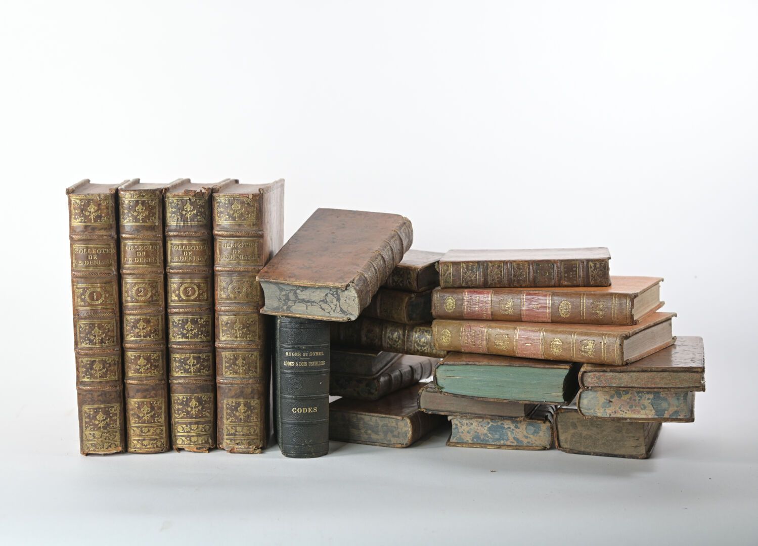 Null [Lot of about twenty bound volumes including : 
DENISART, Collection des Dé&hellip;