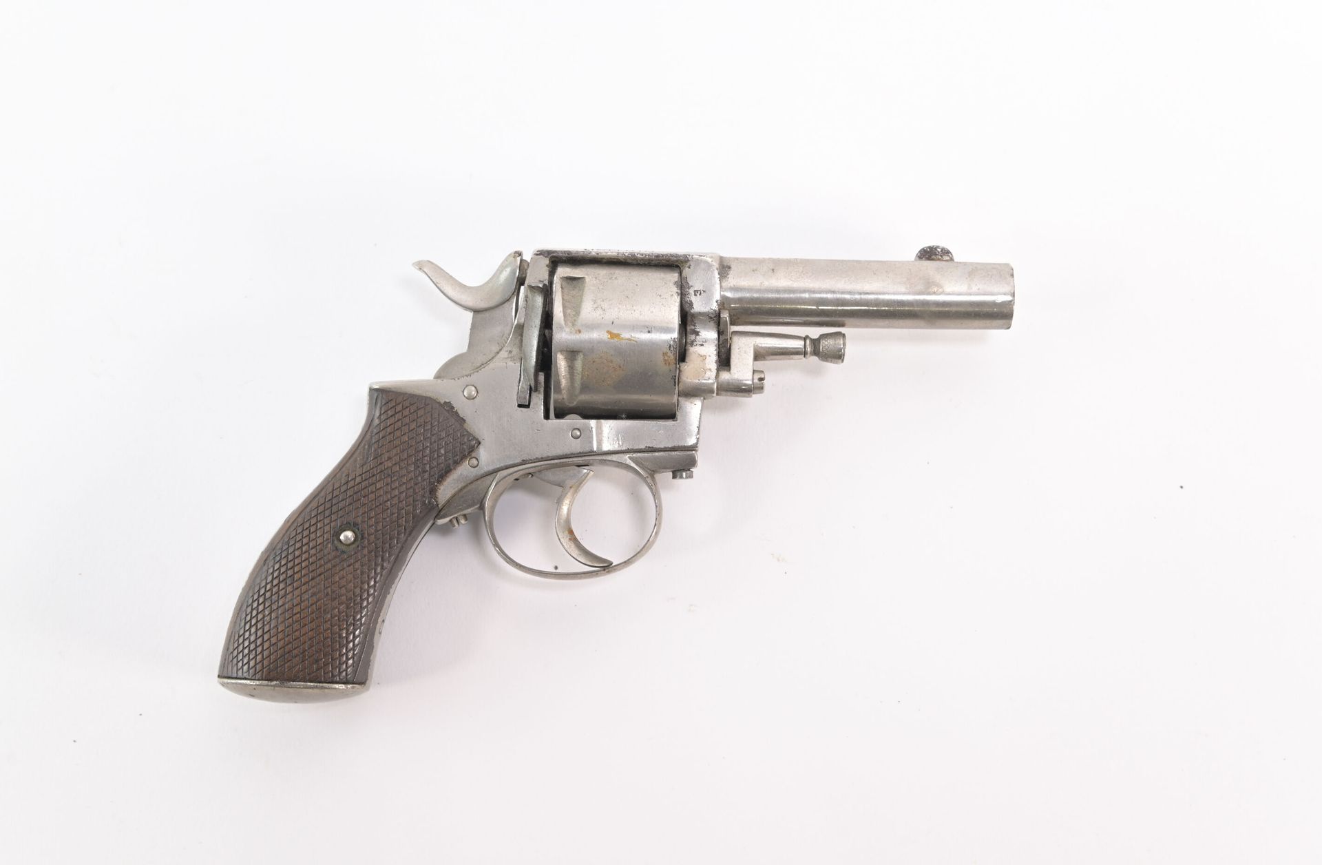 Null Revolver Cal 320. Nickel plated finish. Model BRITISH CONSTABULARY. 
Good m&hellip;