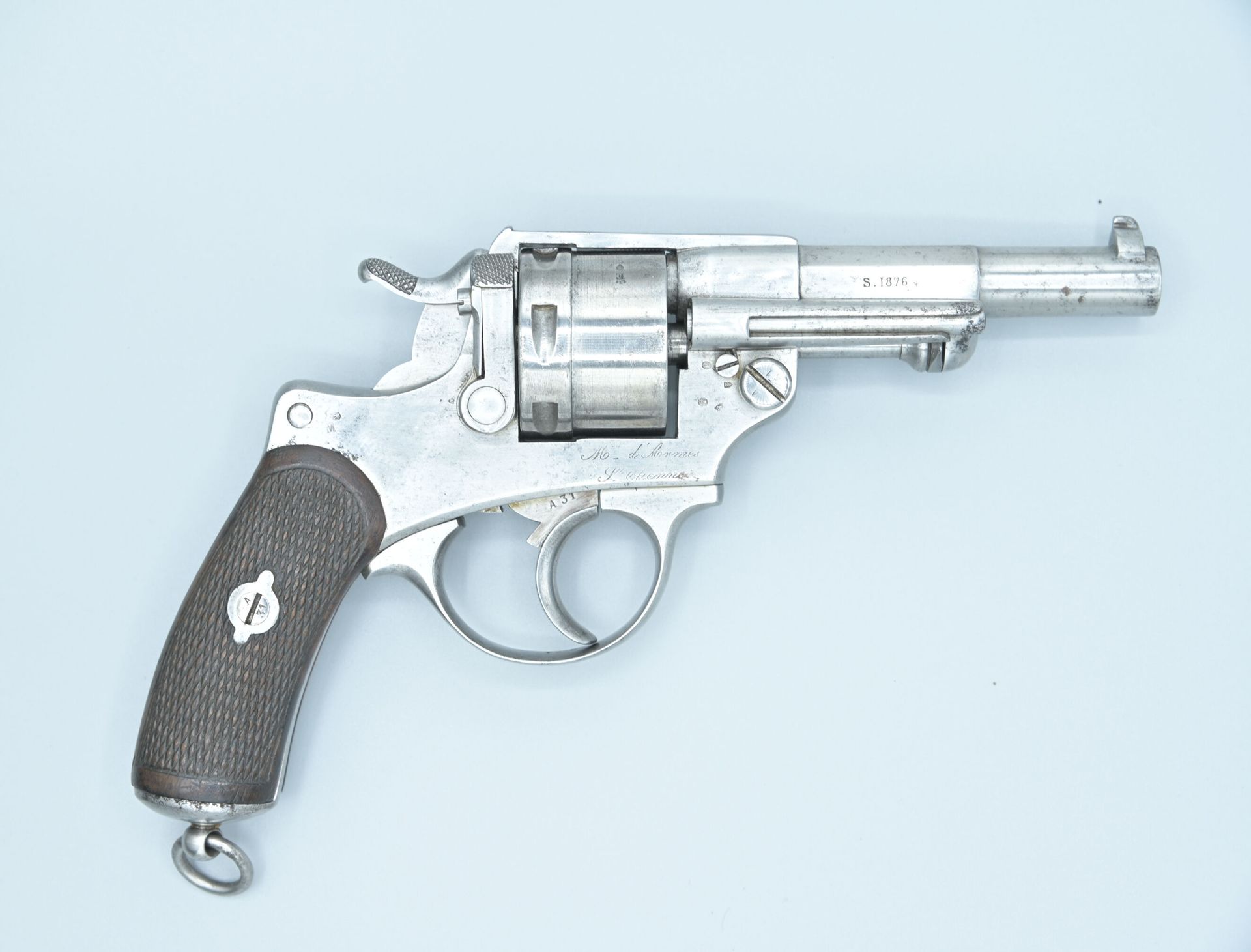 Null 1873型规范左轮手枪。1876年制造 - N°F 90031。机械状况良好，枪管非常好。