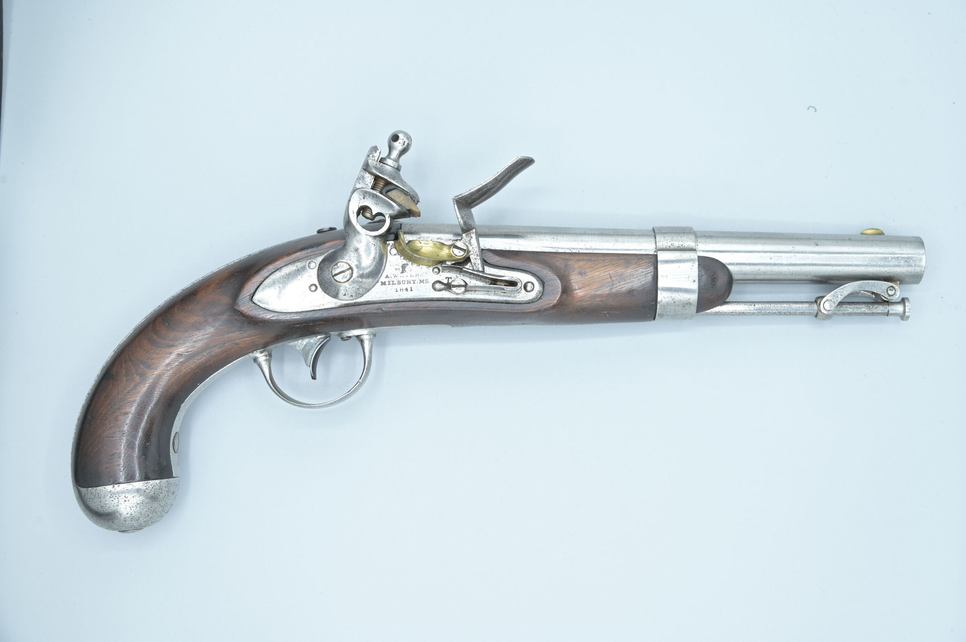 Null Regulation flintlock pistol. Round body lock marked "MILBURY MS 1841". Iron&hellip;