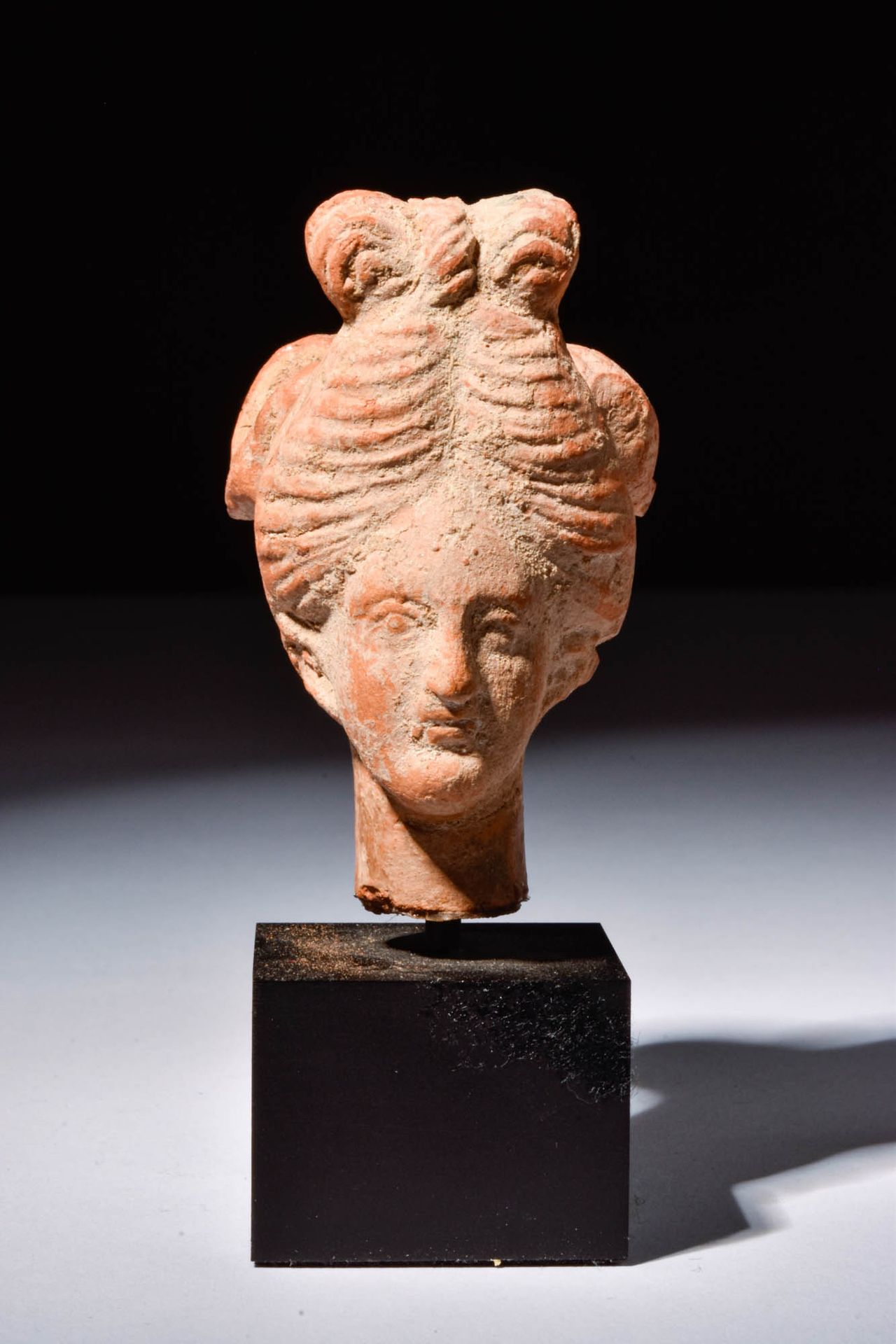 GREEK TERRACOTTA HEAD OF APHRODITE Ca. 400 - 300 BC.
A mould-made terracotta hea&hellip;