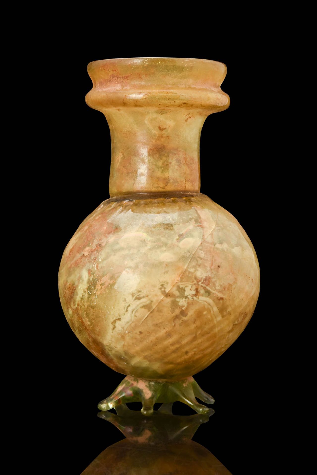 RARE ROMAN GLASS SPRINKLER FLASK 约公元 100 - 300 年。公元 100 - 300 年。
这是一个半透明橄榄色的罗马玻璃&hellip;