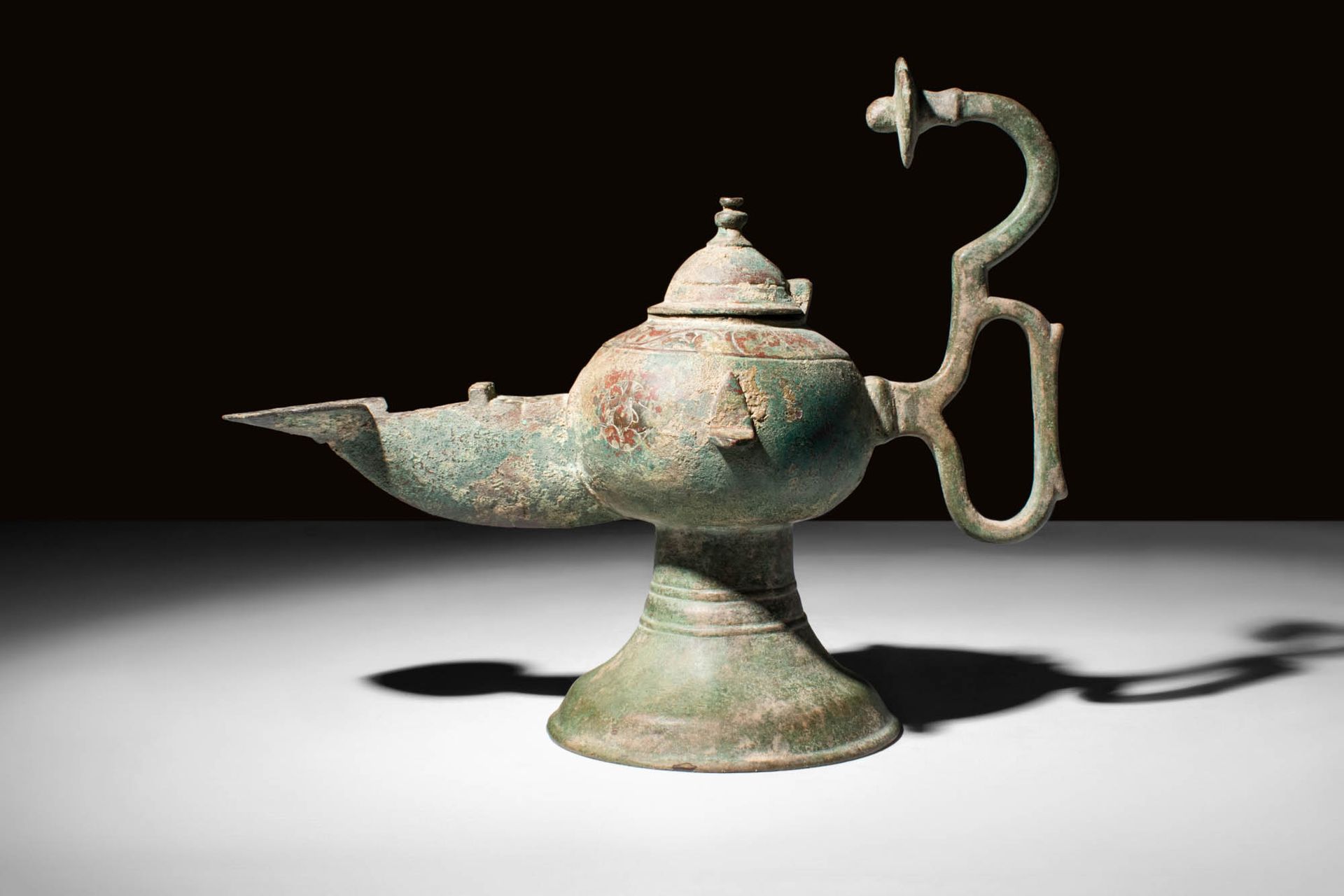 MEDIEVAL SELJUK BRONZE OIL LAMP Ca. AD 1100 - 1300.
A Medieval Seljuk bronze oil&hellip;