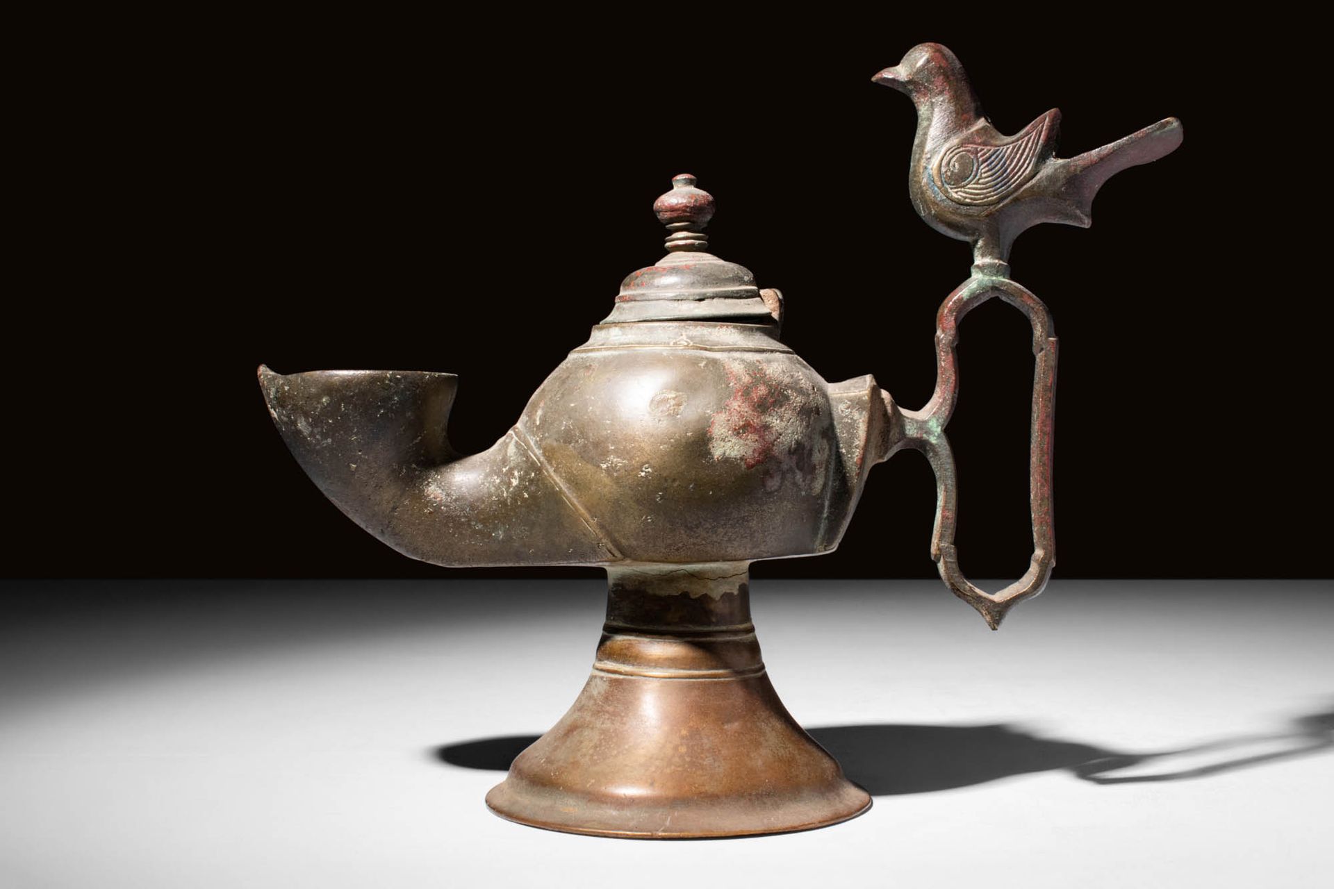 MEDIEVAL SELJUK BRONZE OIL LAMP Ca. AD 1100 - 1300.
An Medieval Seljuk bronze oi&hellip;