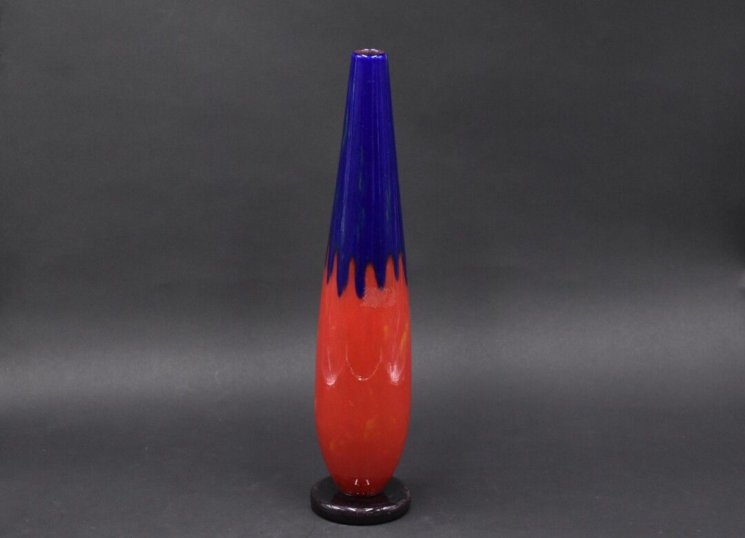 Null SCHNEIDER. Ovoid vase on annular heel. Proof in blue and orange red mixed g&hellip;