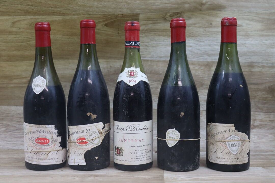 Null Réunion de 5 bouteilles, 1 Bouteille de Santenay, Joseph Drouhin 1964, 1 bo&hellip;