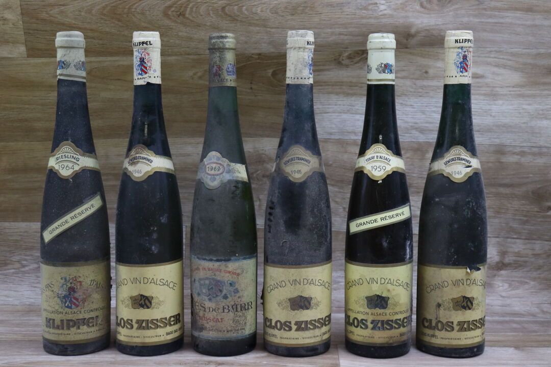 Null Réunion de 6 bouteilles. 3 bouteilles Clos Zisser, 1946, Louis Kliper. 1 bo&hellip;