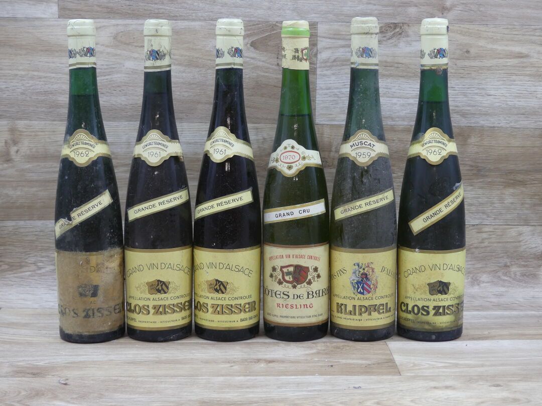 CLOS ZISSER 1942 4 bouteilles de CLOS ZISSER 1942, LouiS KLIPFEL. Étiquettes sal&hellip;