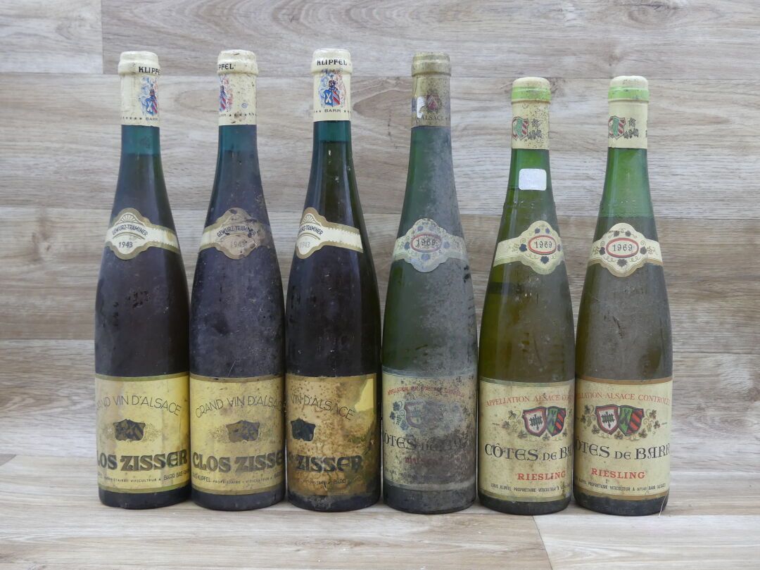 CLOS ZISSER 1943 3 bouteilles de CLOS ZISSER 1943, Louis Kipfel. Etiquettes sale&hellip;