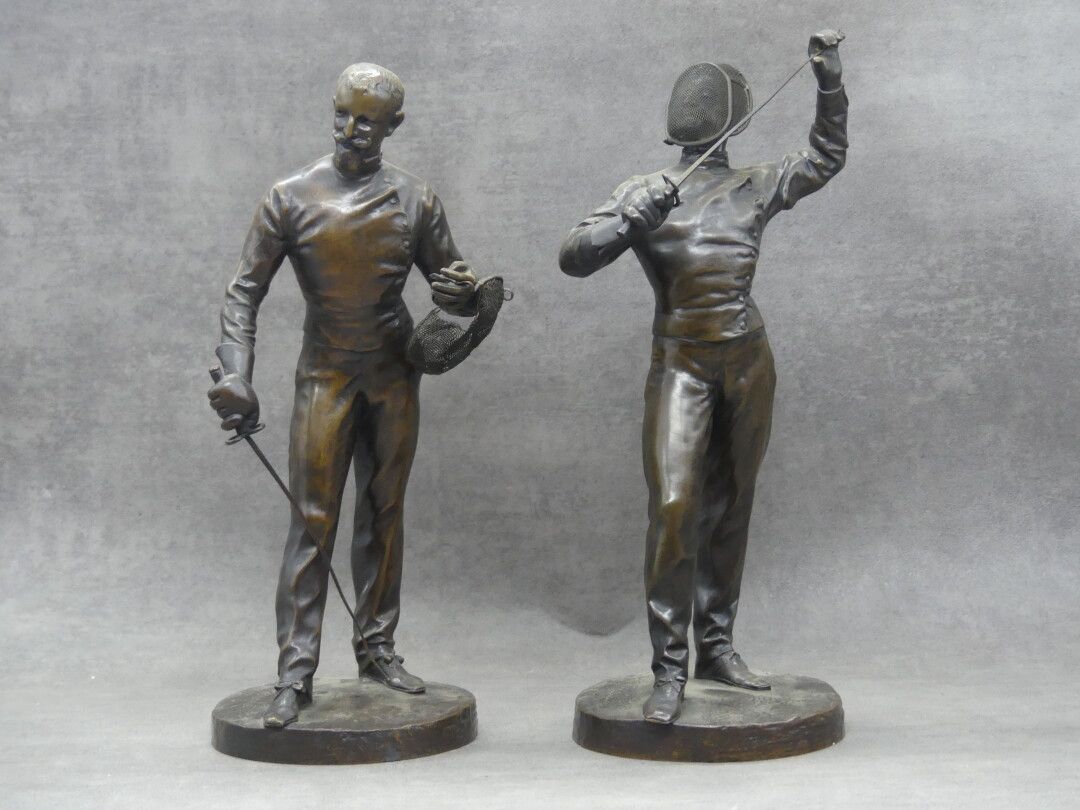 ROUGELET Benoît ROUGELET (1834-1894) Escrimeurs, paire de bronzes à patine brune&hellip;