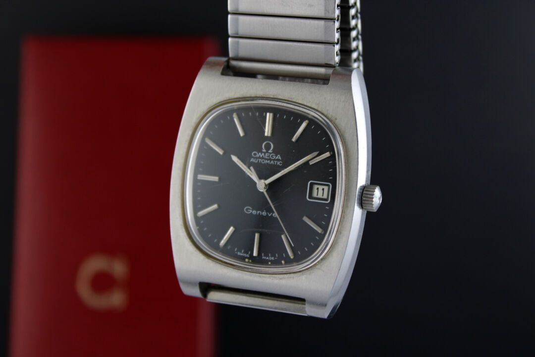 Null OMEGA Geneva ref. 166.0190
Steel bracelet watch. Barrel case. Screwed case &hellip;
