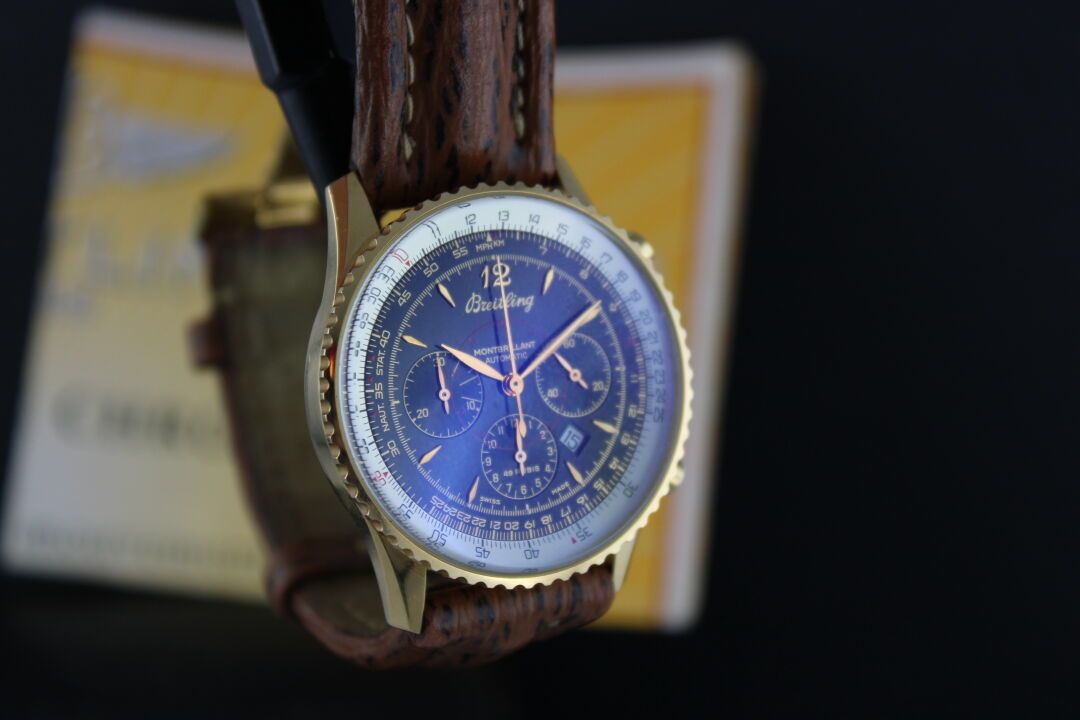 Null BREITLING Navitimer Montbrillant ref.H41330 / Circa 2001
18K黄金材质的计时腕表。圆形表壳，&hellip;